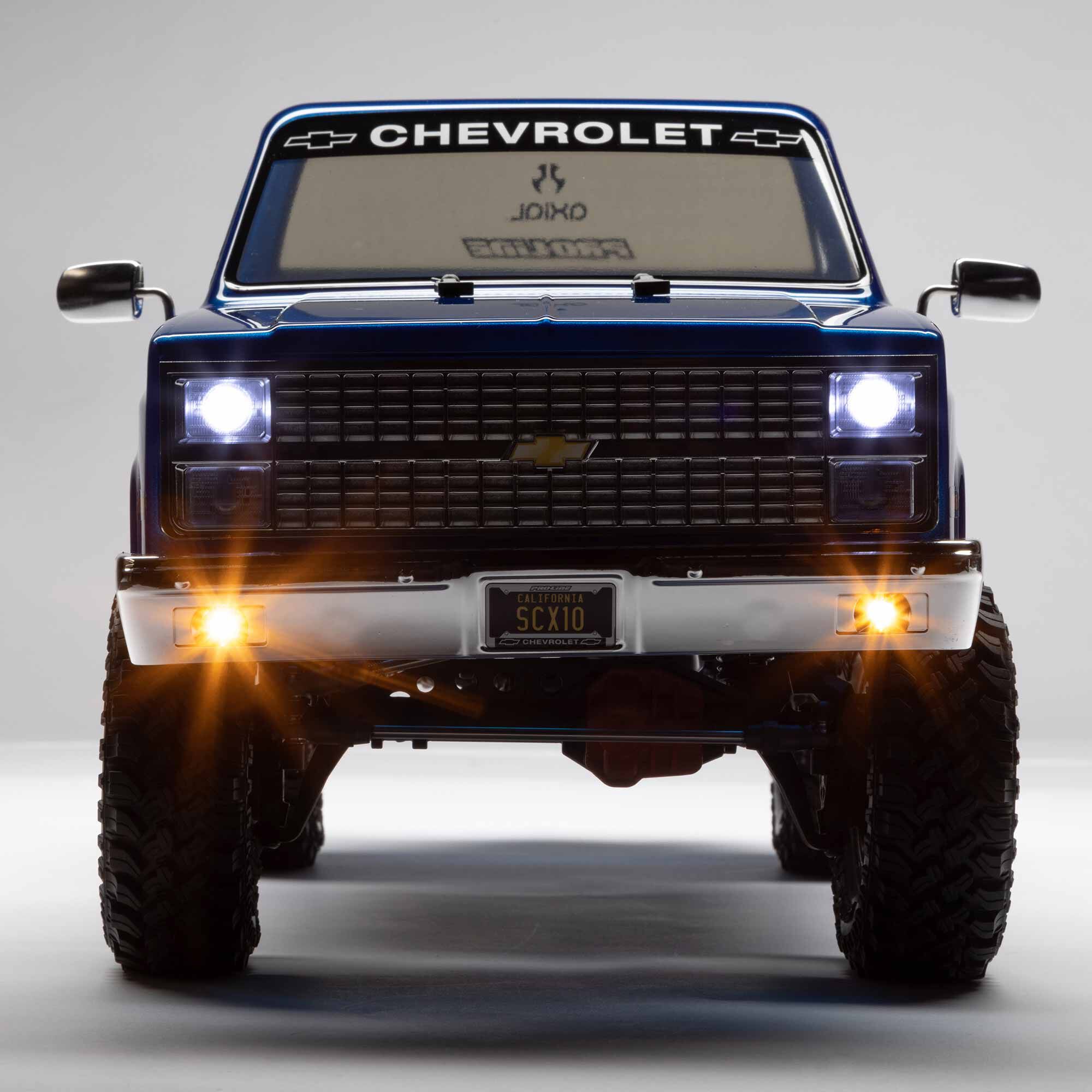 Axial 1/10 SCX10 III Base Camp 1982 Chevrolet K10 4X4 RTR Brushed Rock Crawler, Blue