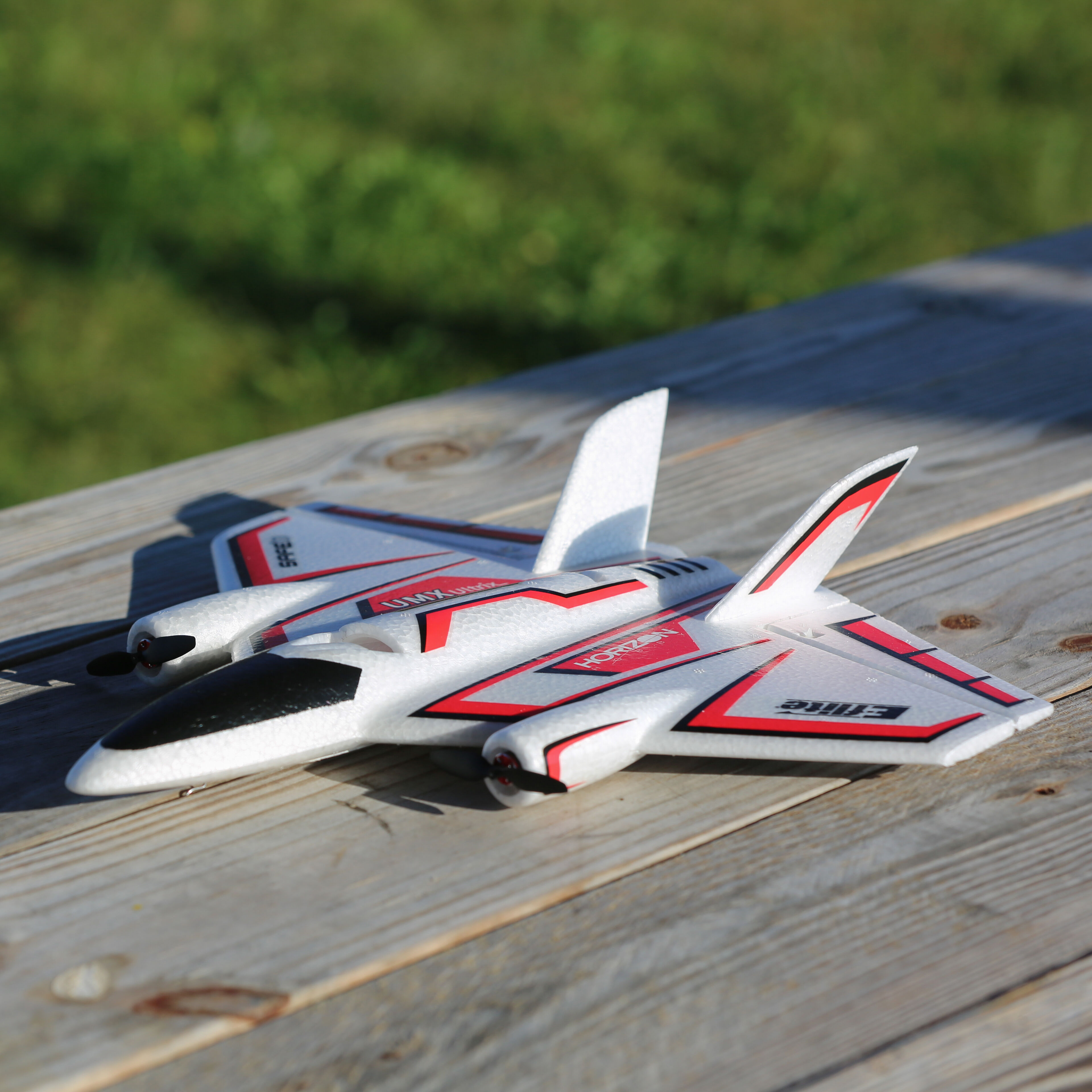 E-flite UMX Ultrix BNF Basic with AS3X and SAFE Select, 342mm