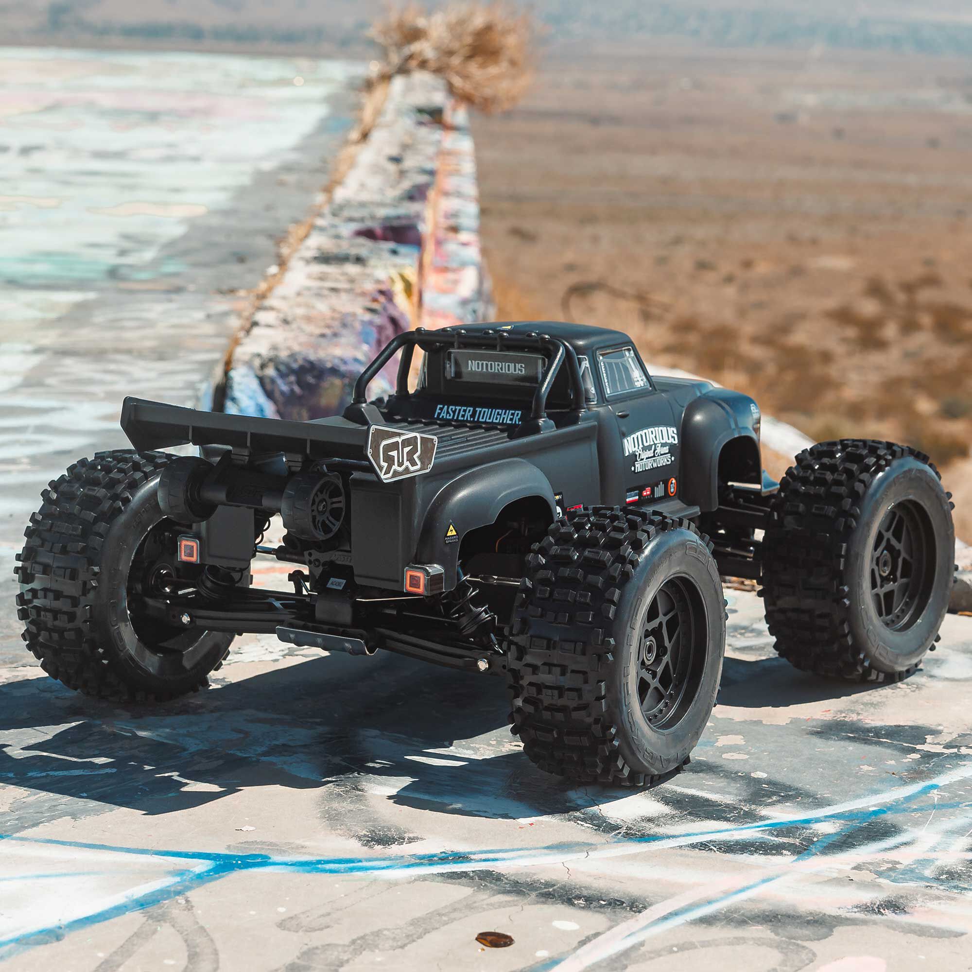 ARRMA 1/8 NOTORIOUS 6S 4X4 RTR Brushless Stunt Truck, Black