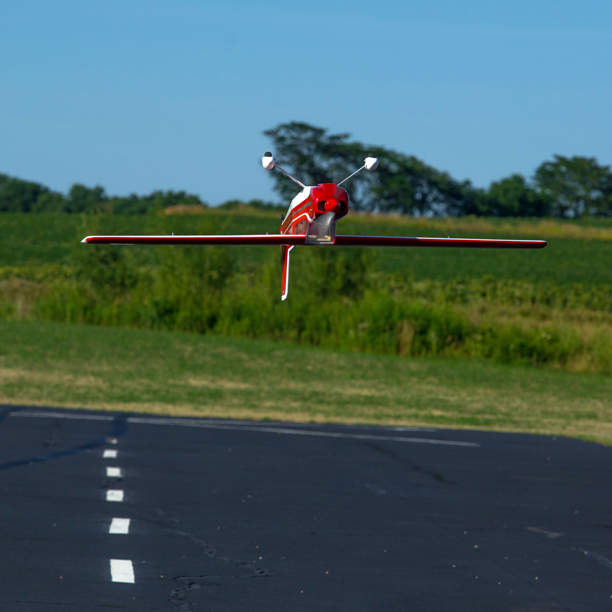 Hangar 9 Valiant 10cc ARF, 69"