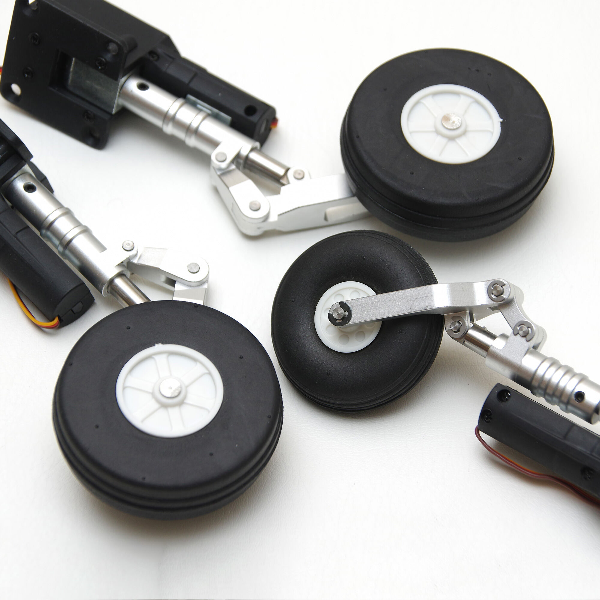 FMS YAK-130 V2 70mm EDF Jet Red PNP