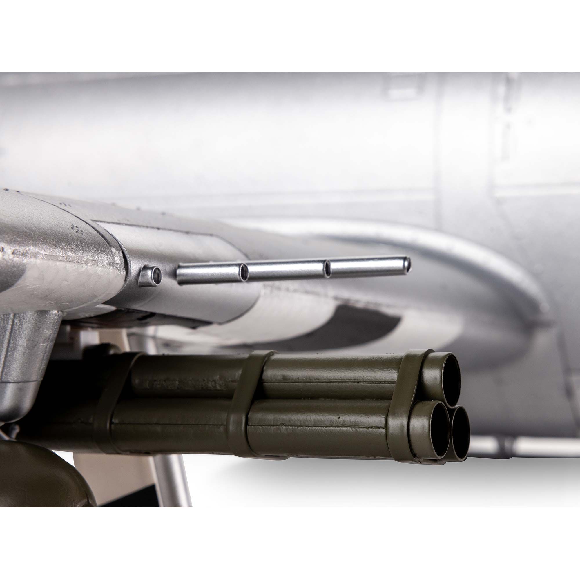 E-flite P-47 Razorback 1.2m PNP