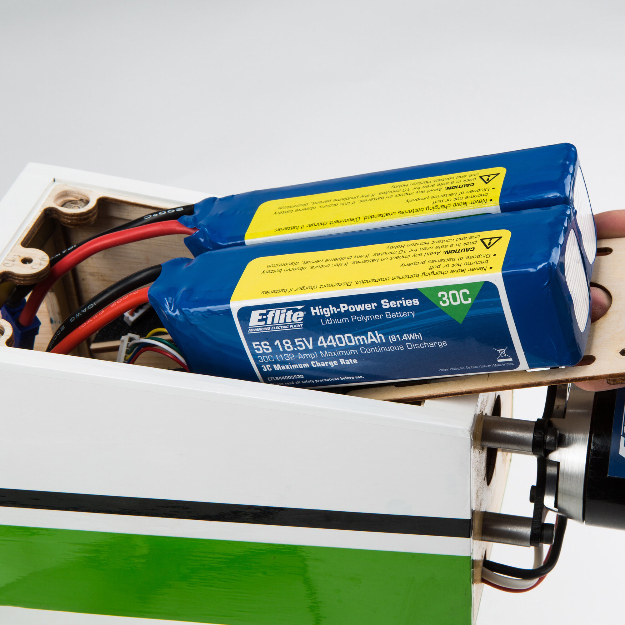 Hangar 9 Ultra Stick 30cc ARF, 81"