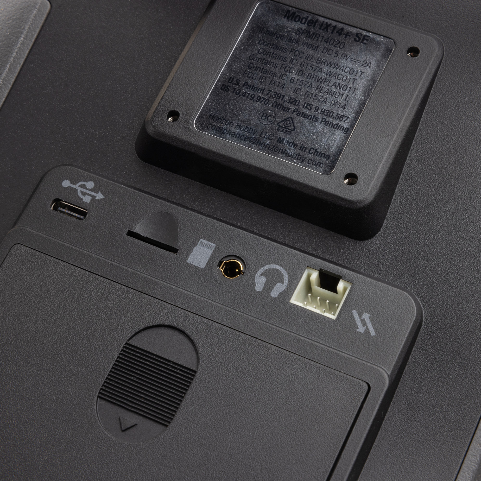 Spektrum iX14+ Special Edition Transmitter with 14-Channel PowerSafe Receiver and Synapse Combo