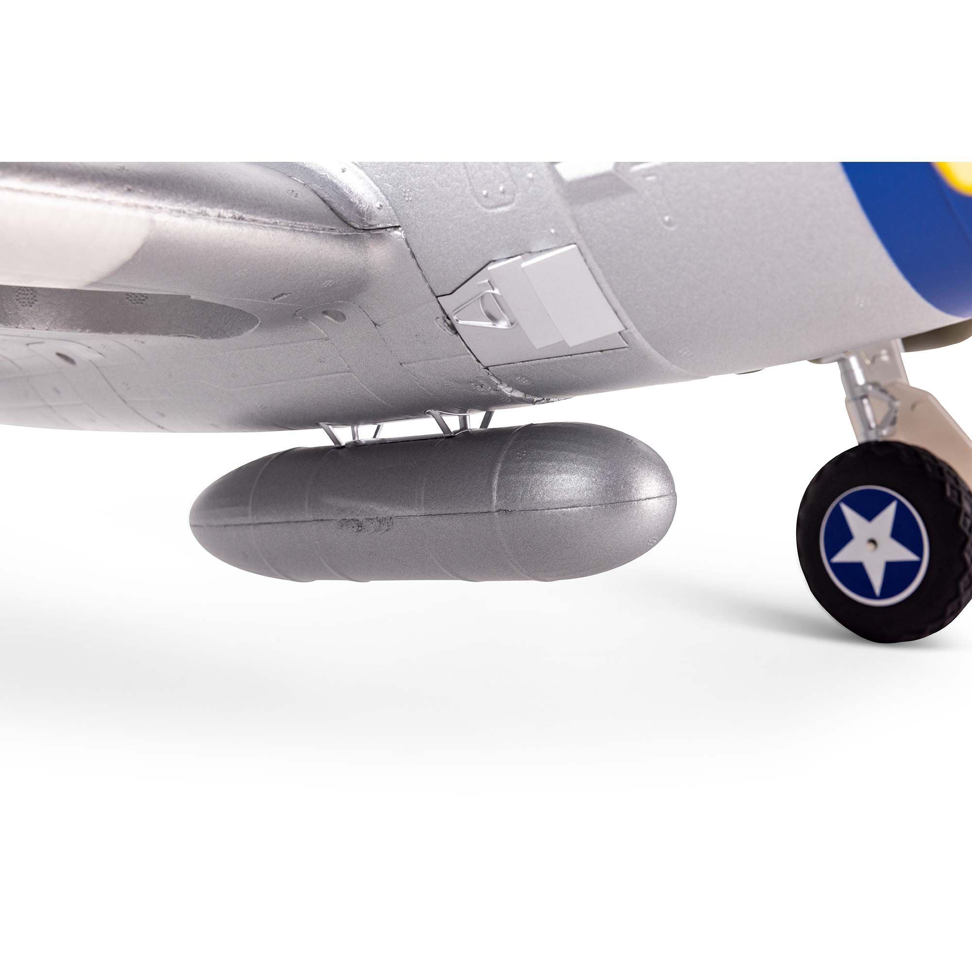 E-flite P-47 Razorback 1.2m PNP