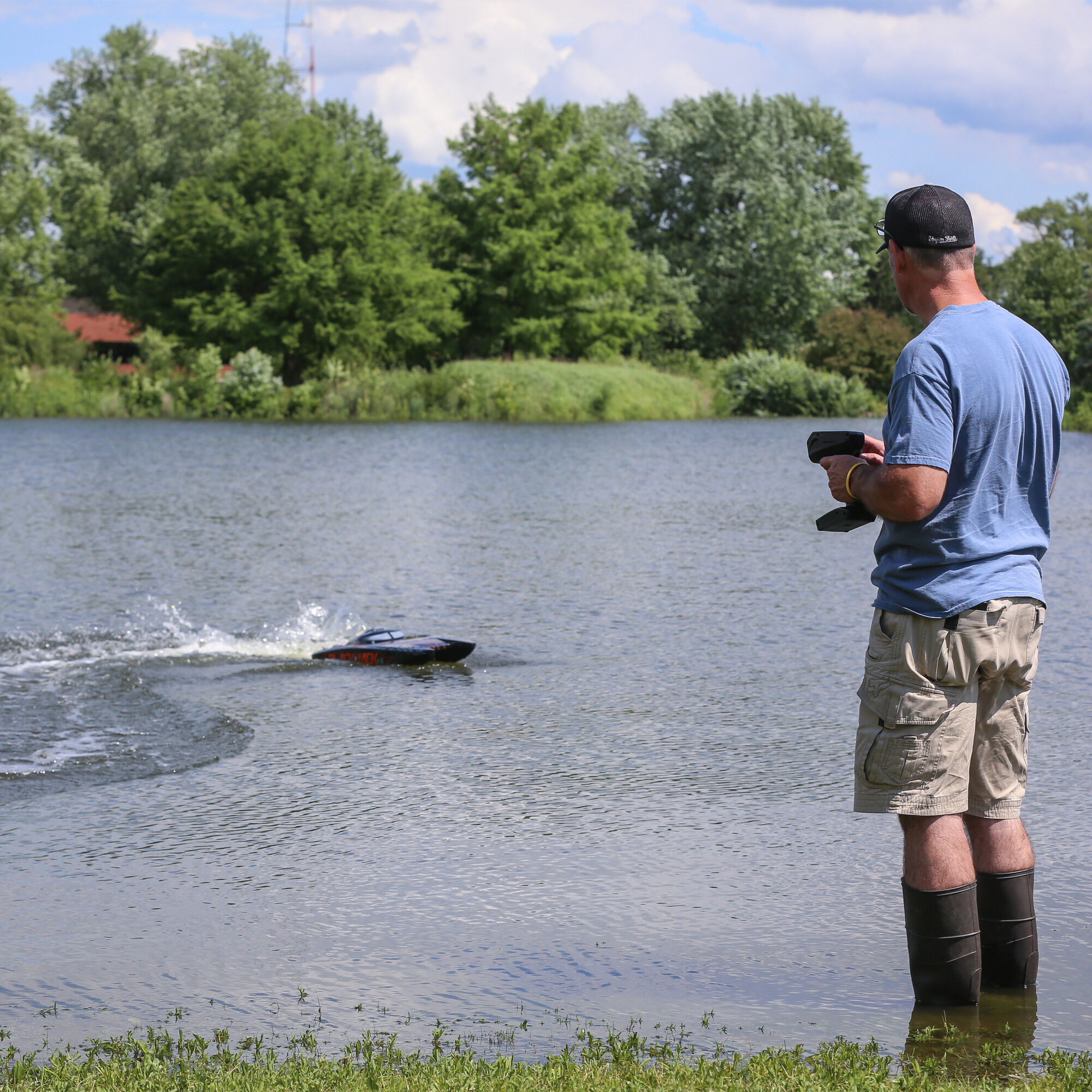Pro Boat Blackjack 42" 8S Brushless Catamaran RTR, Black/Orange