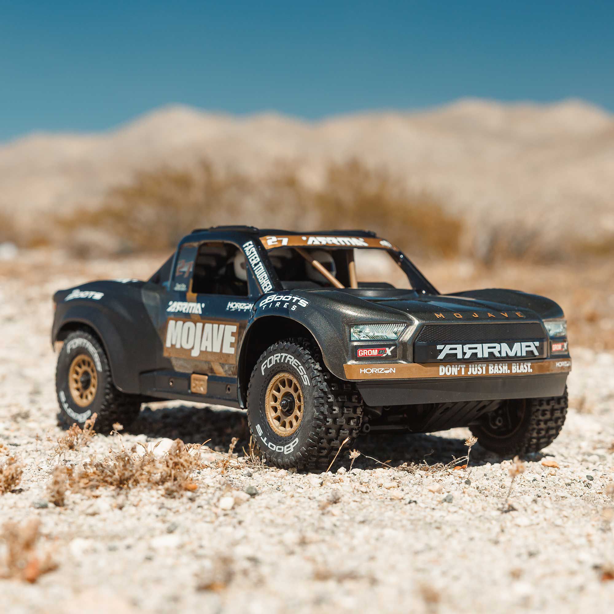 ARRMA 1/16 MOJAVE GROM 223S DSC 4X4 RTR Brushless Desert Truck, Black