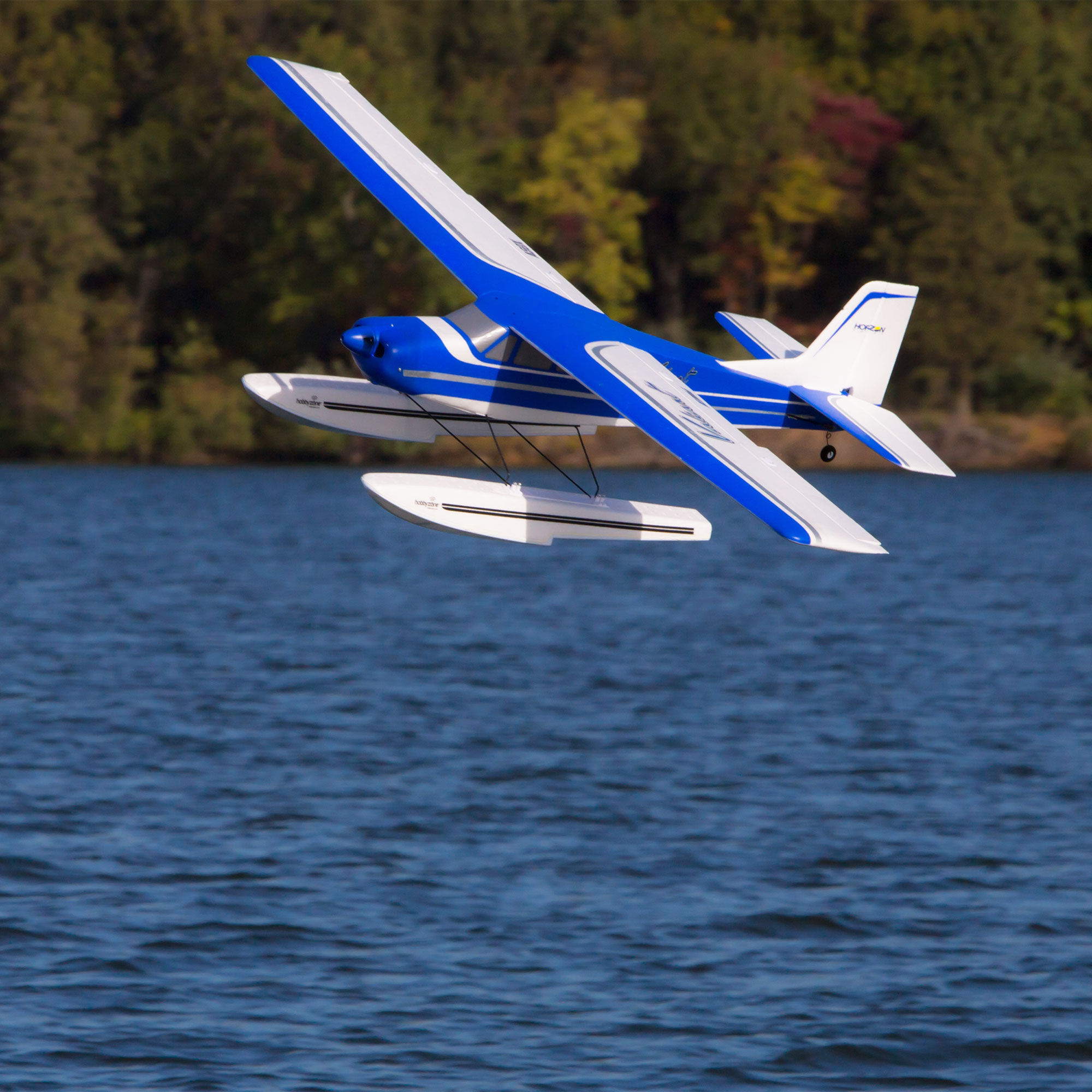 E-flite Valiant 1.3m BNF Basic with AS3X and SAFE Select