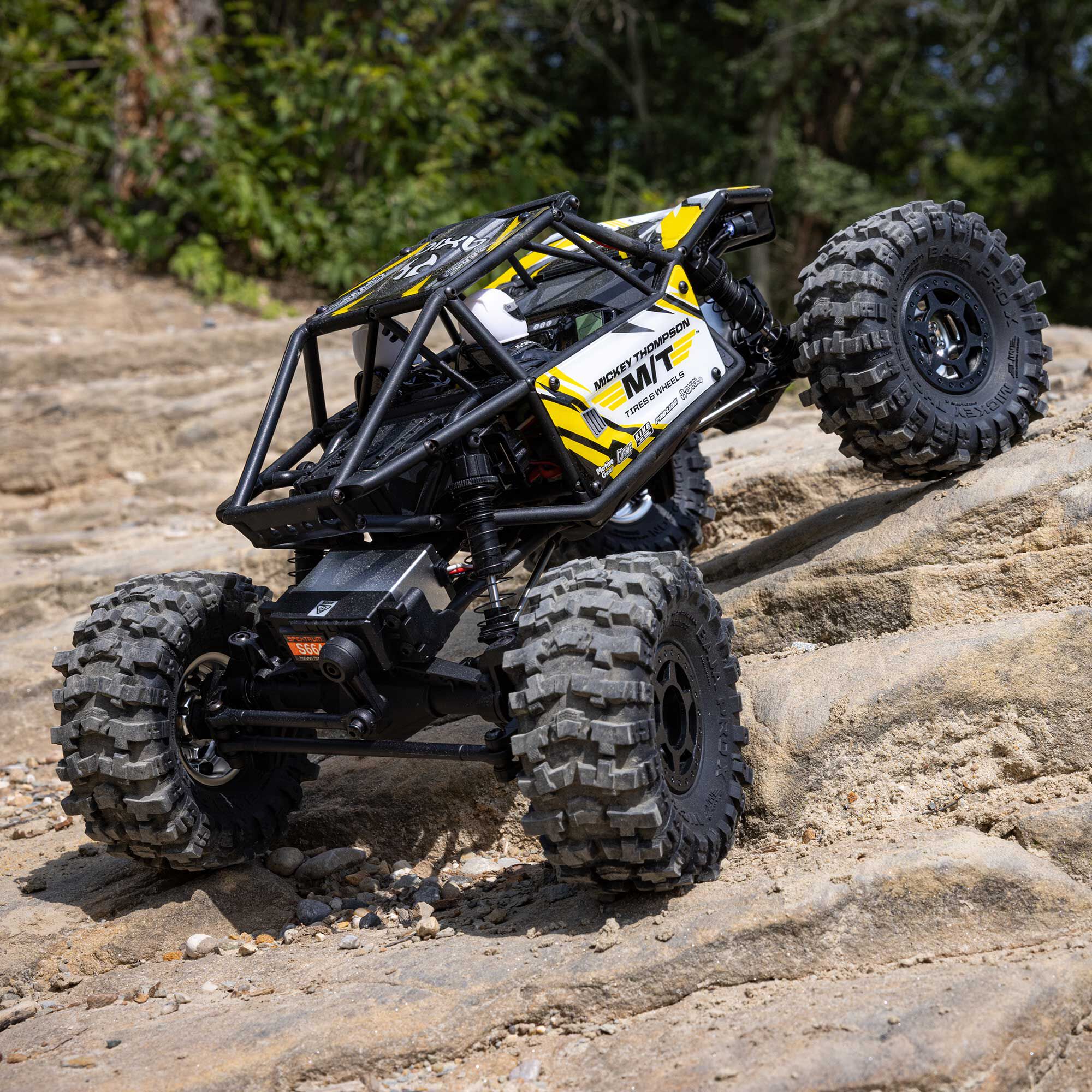 Axial 1/18 UTB18 Capra 4WS 4X4 RTR Brushed Rock Crawler (Battery & Charger Included), Yellow