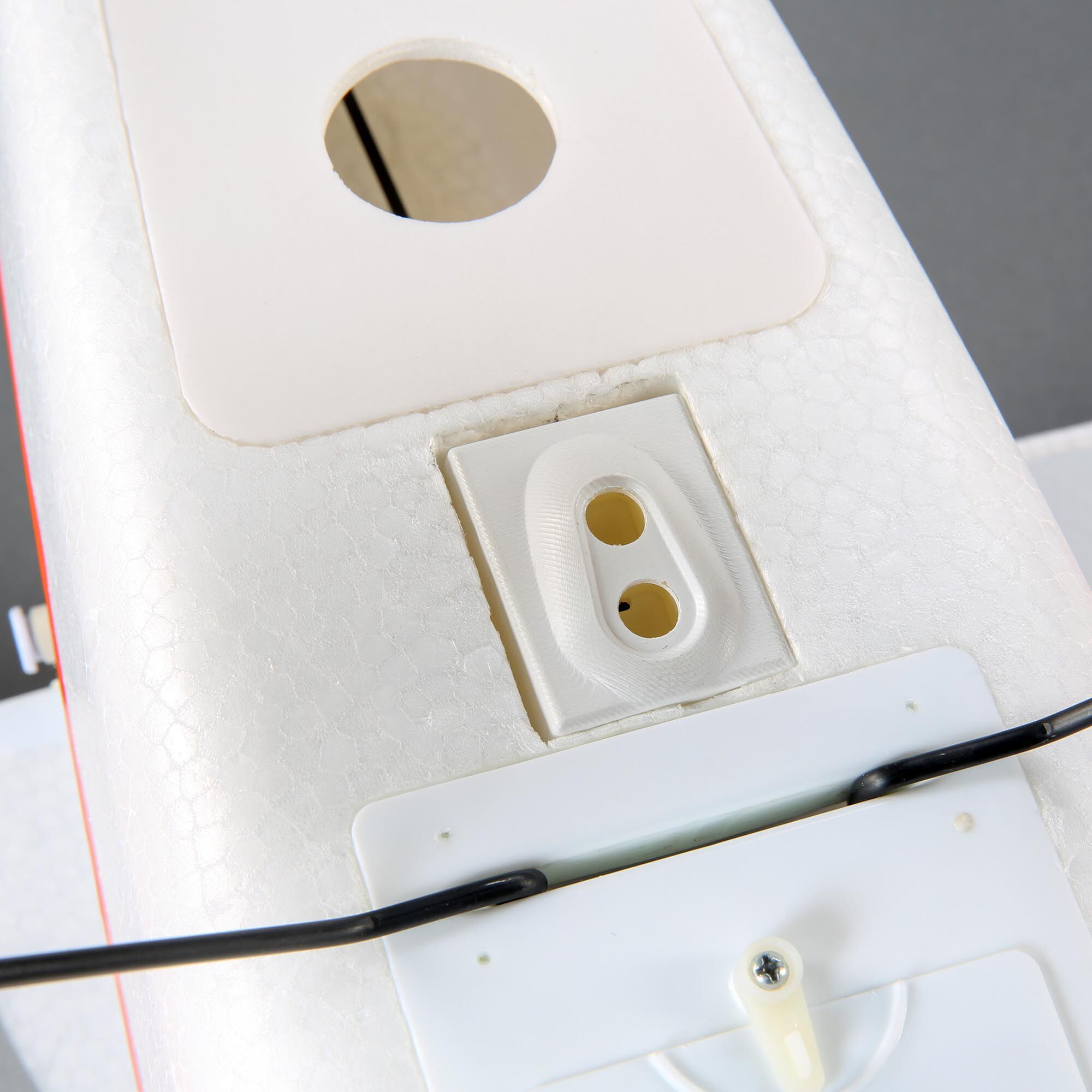 E-flite Apprentice STS 1.5m BNF Basic Smart Trainer with SAFE