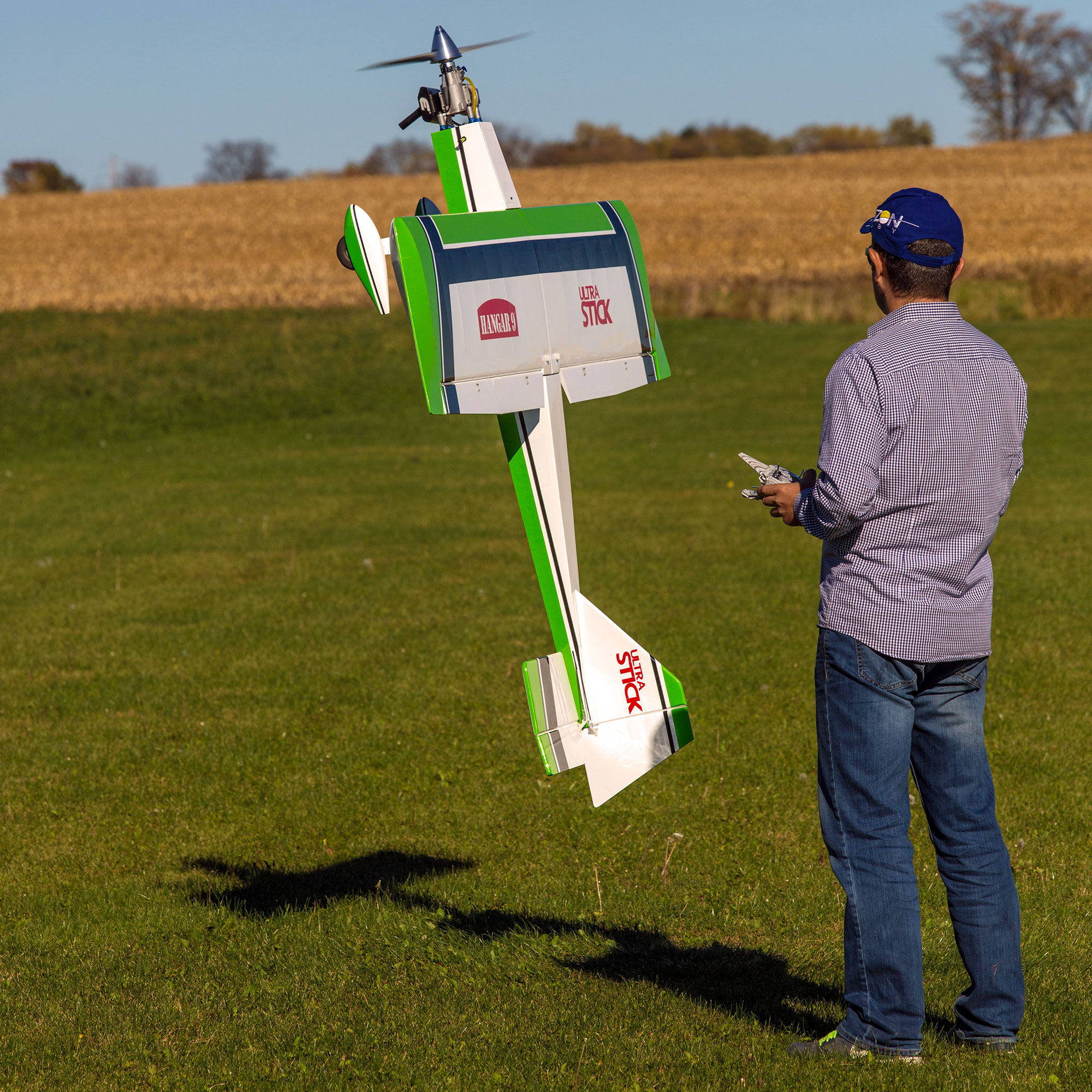 Hangar 9 Ultra Stick 30cc ARF, 81"