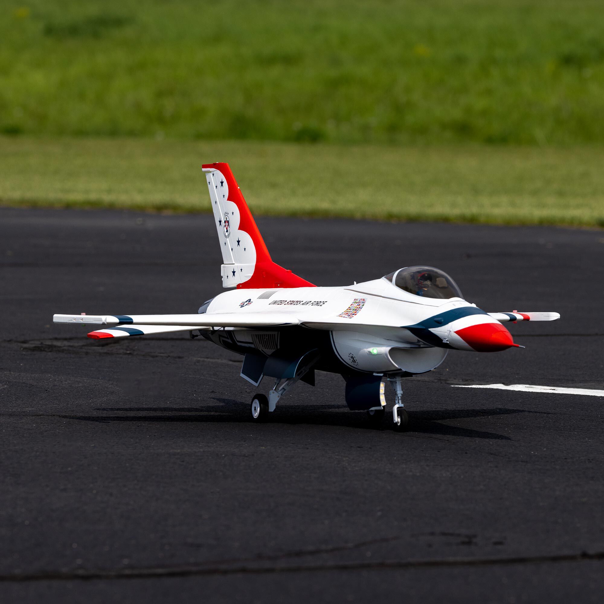 E-flite F-16 Thunderbirds 80mm EDF ARF Plus