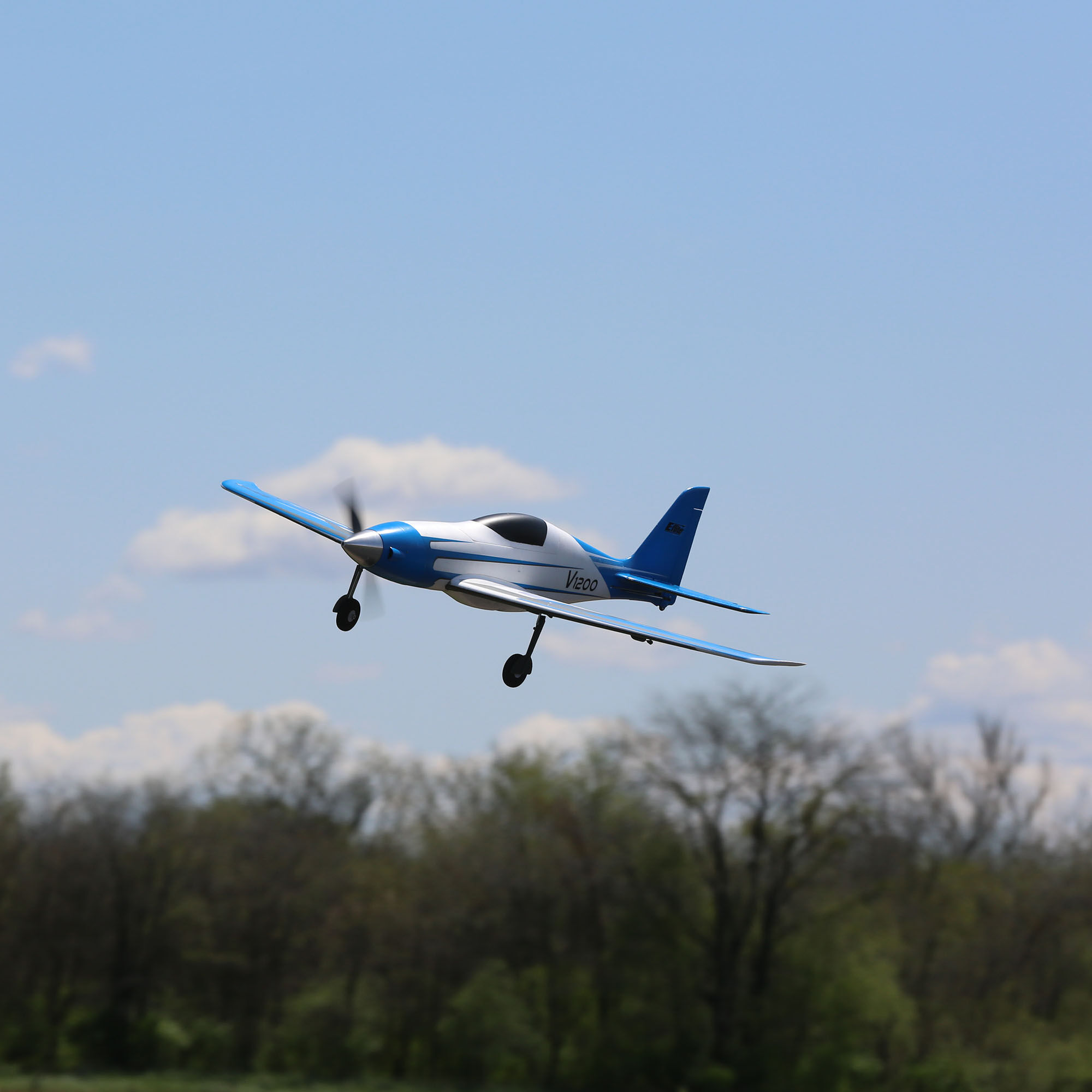 E-flite V1200 1.2m BNF Basic with Smart, AS3X and SAFE Select