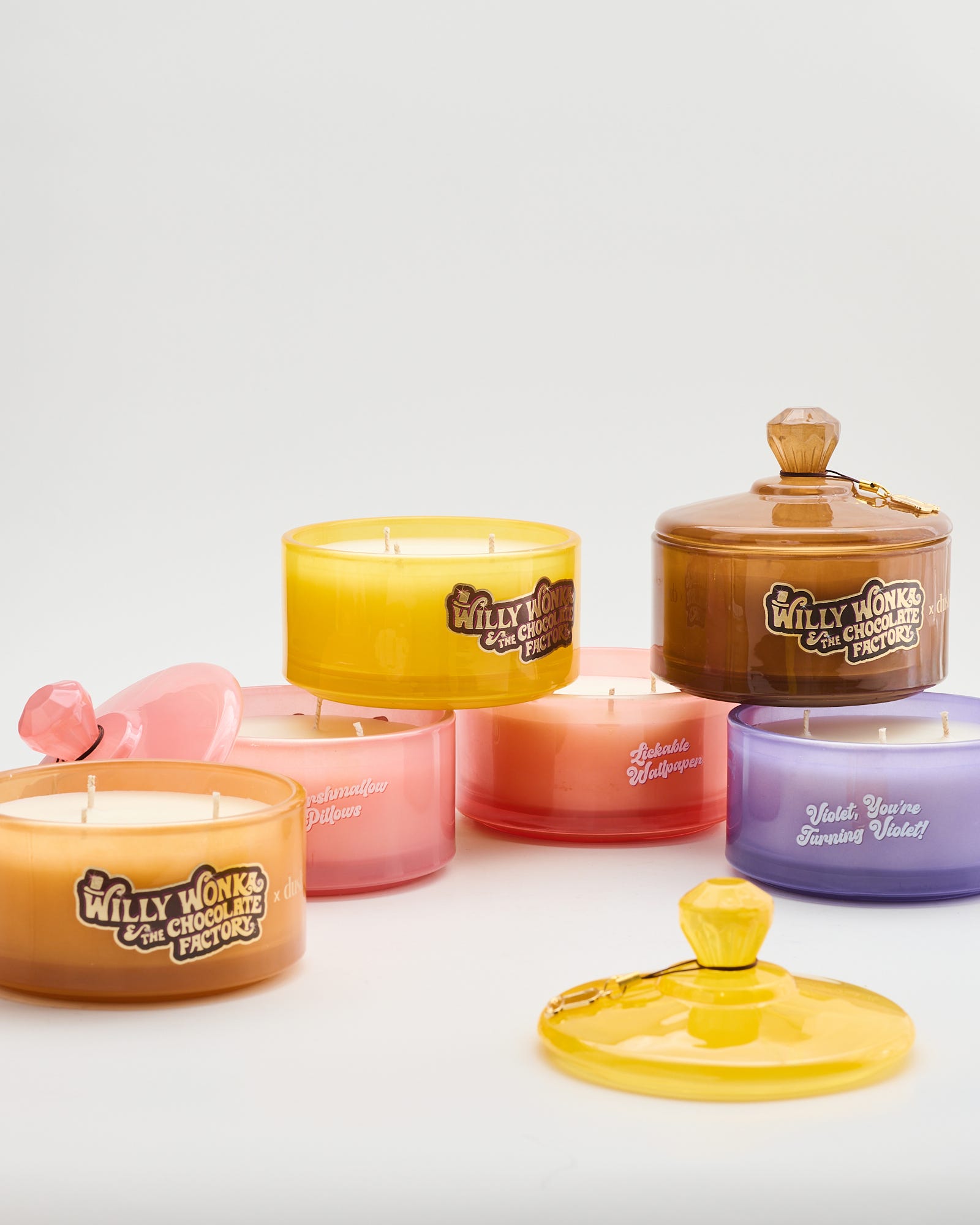 Lickable Wallpaper Soy Blend Scented Candle 355g