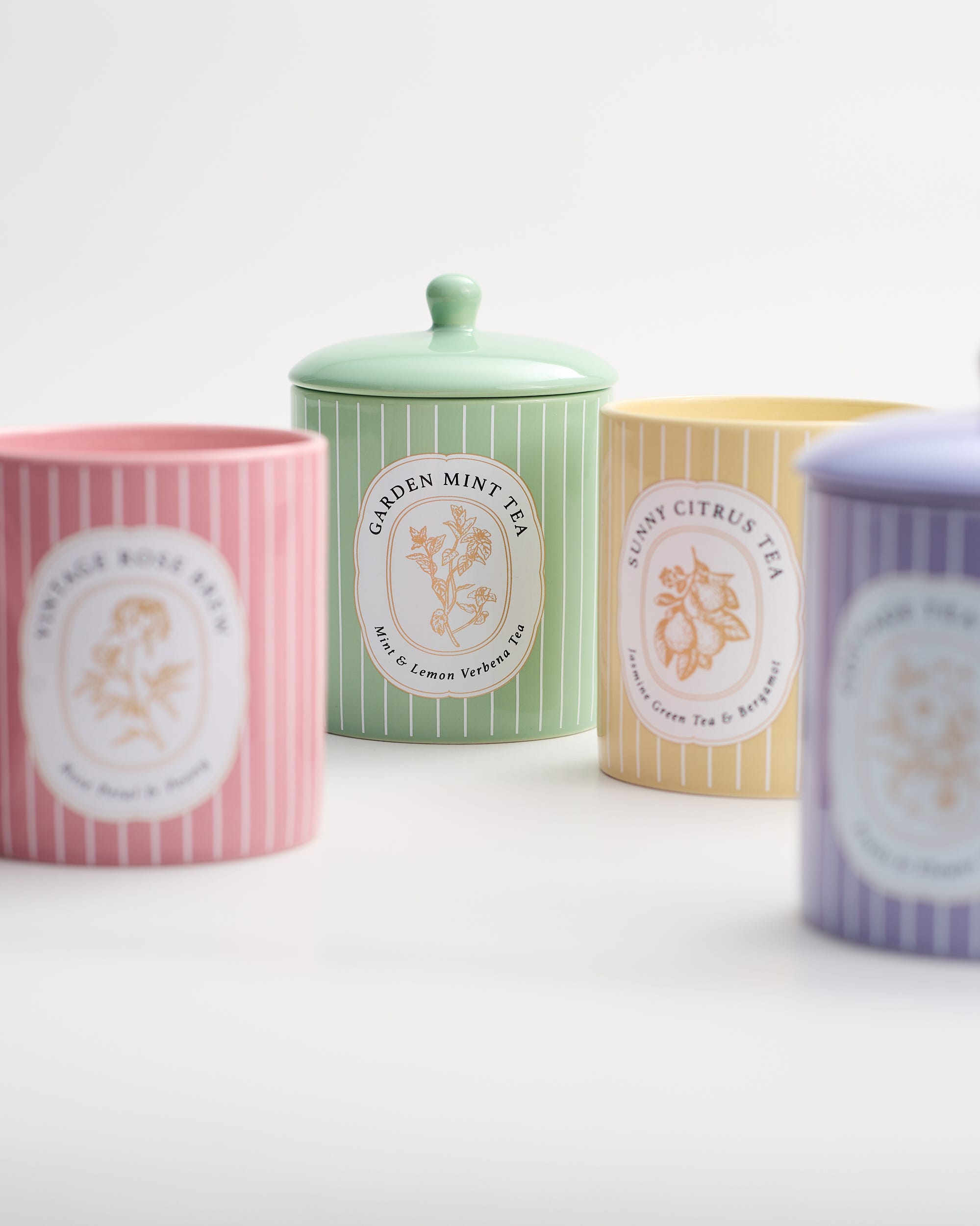 Vintage Rose Brew Ceramic Candle 300g