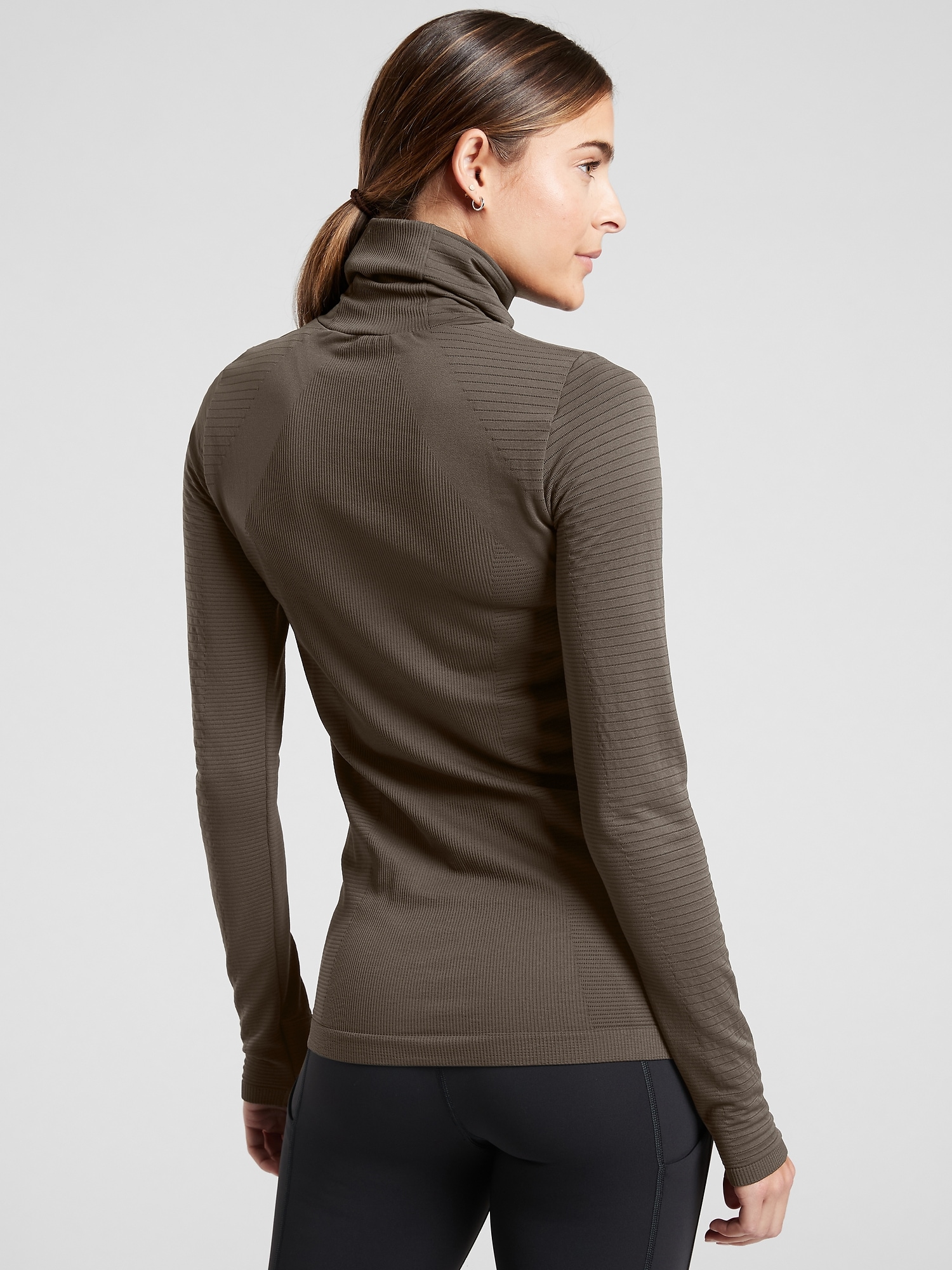 Flurry Blizzard Seamless Turtleneck