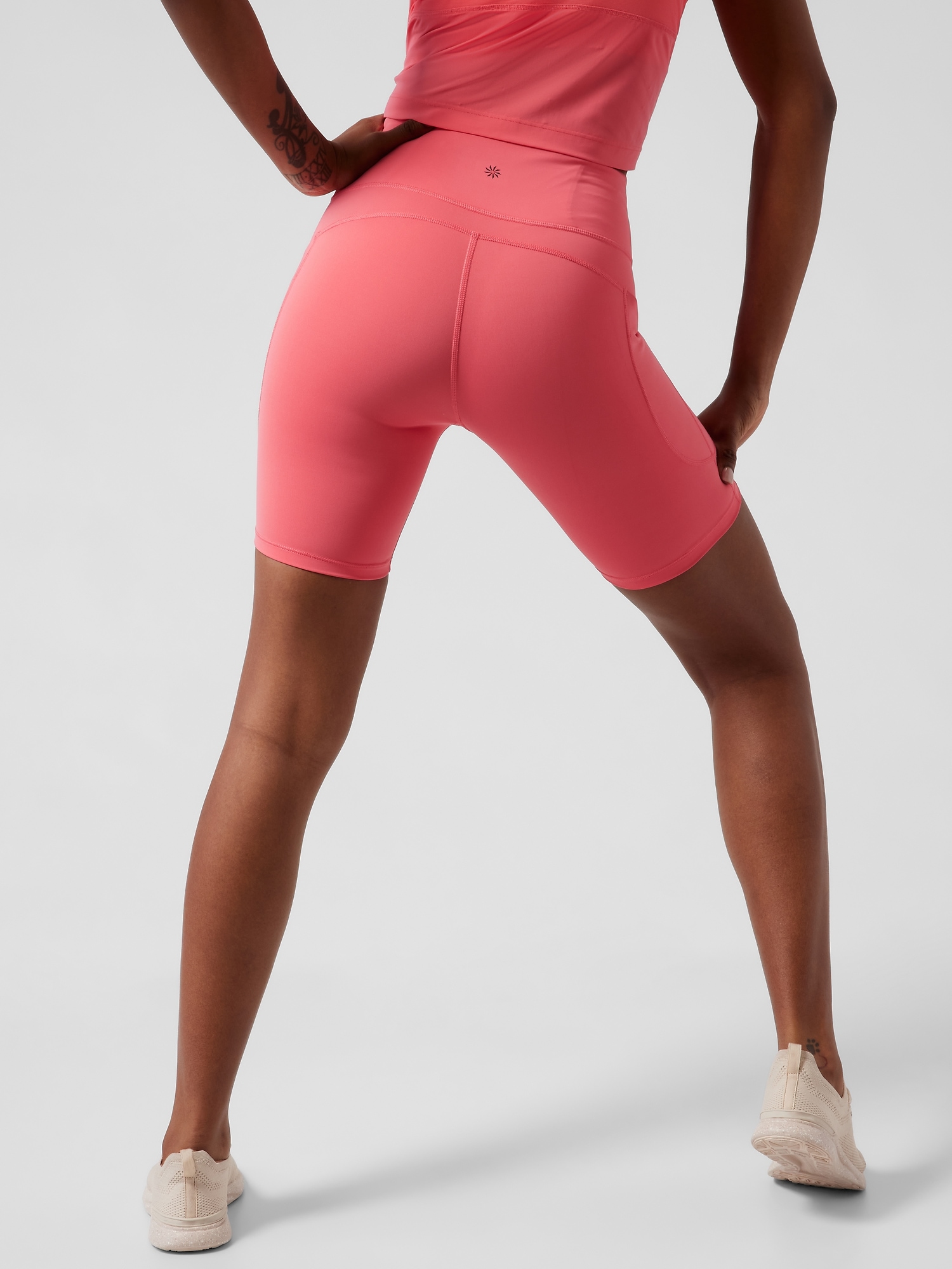 Ultimate Stash II 7 Short