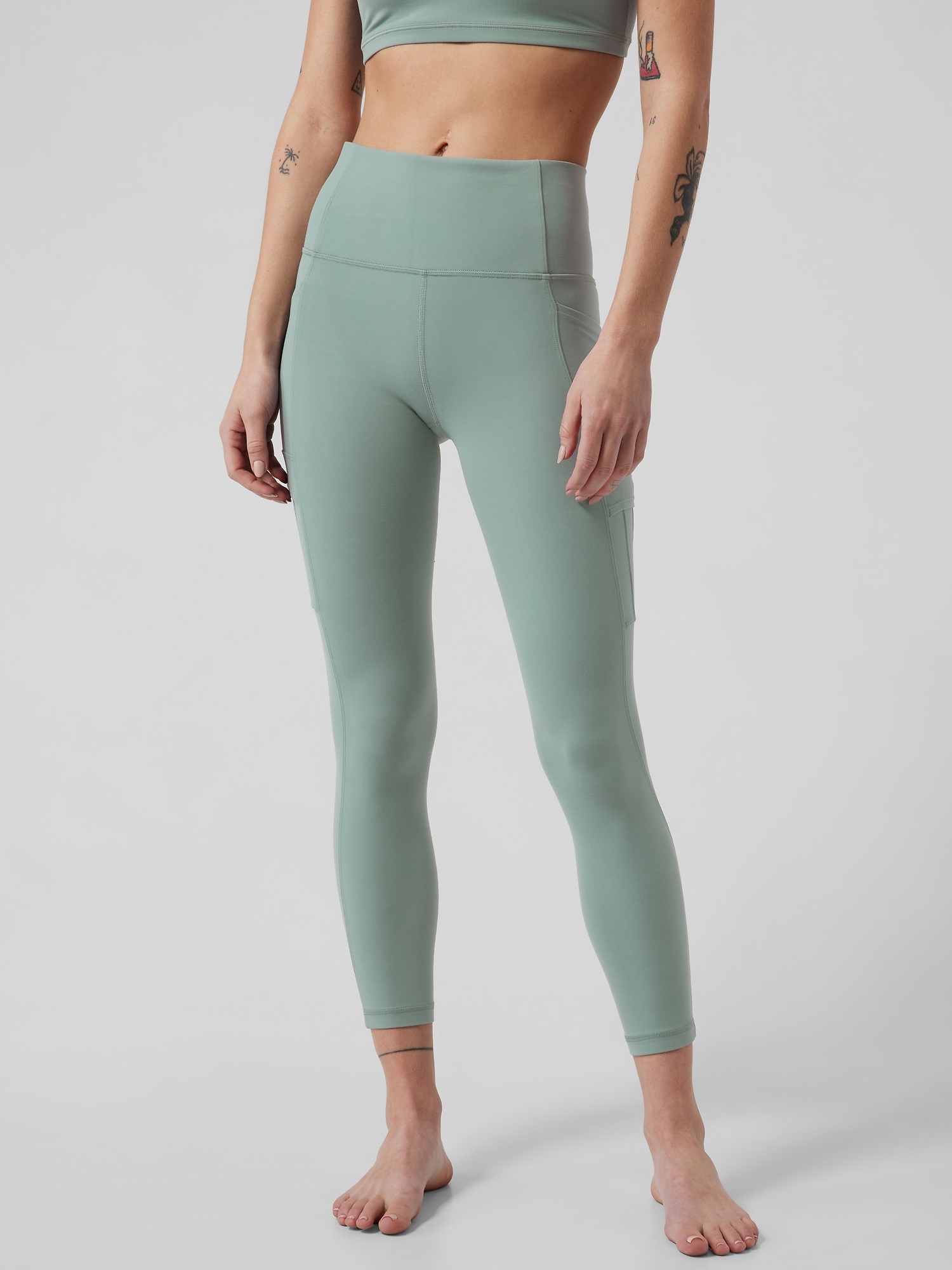 Salutation Cargo 7/8 Tight