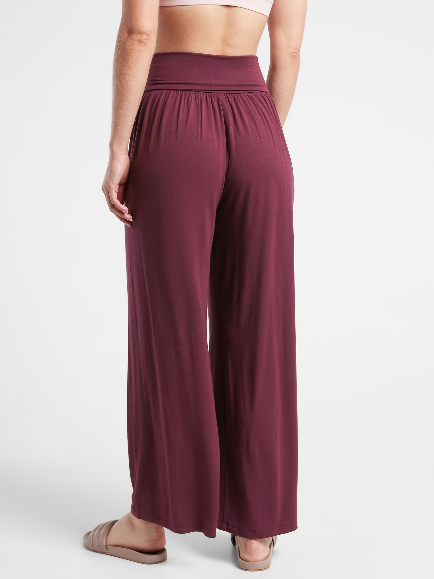 Studio Wide Leg Pant