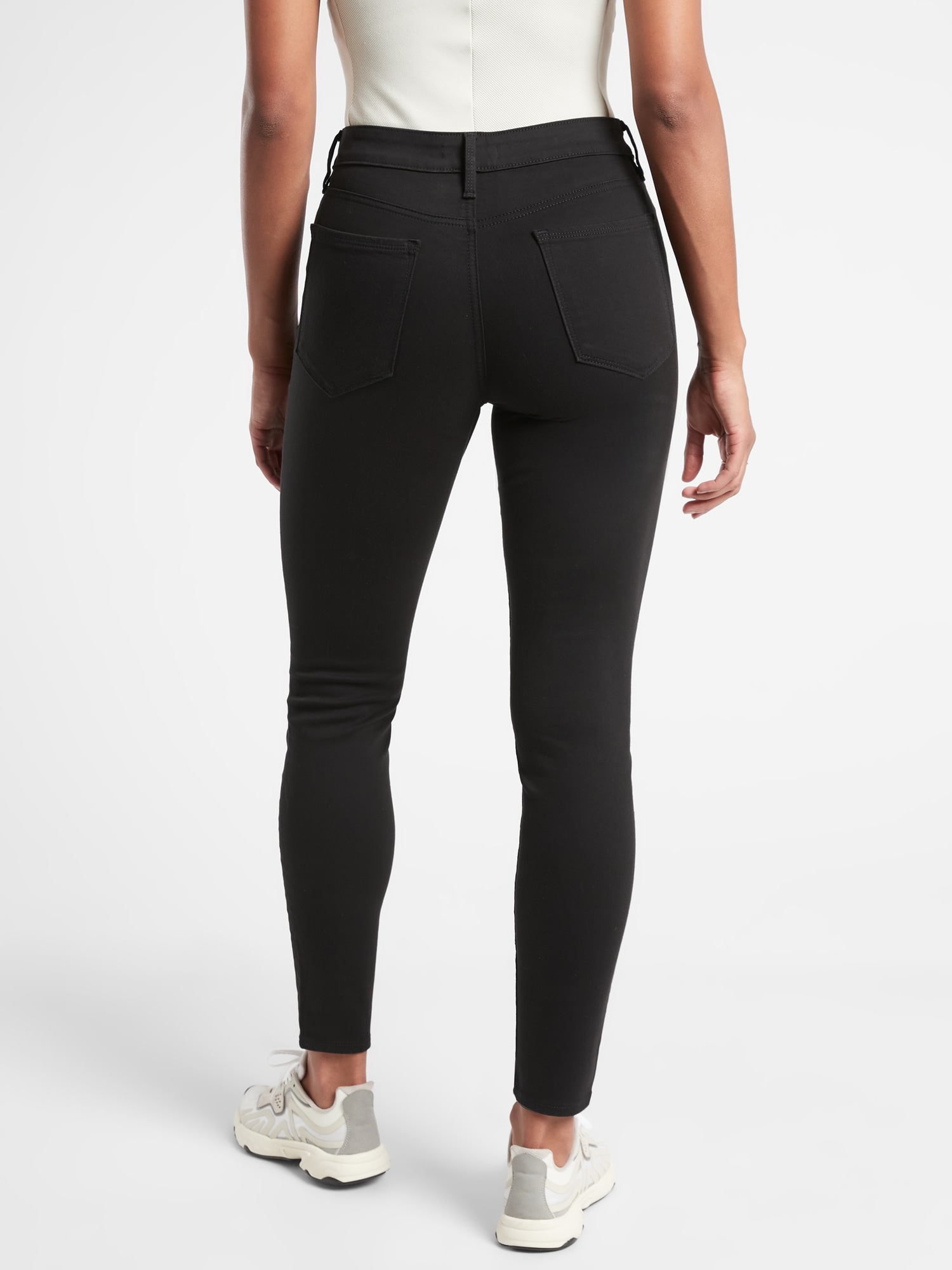 Flex Ultra Skinny Jean in Black