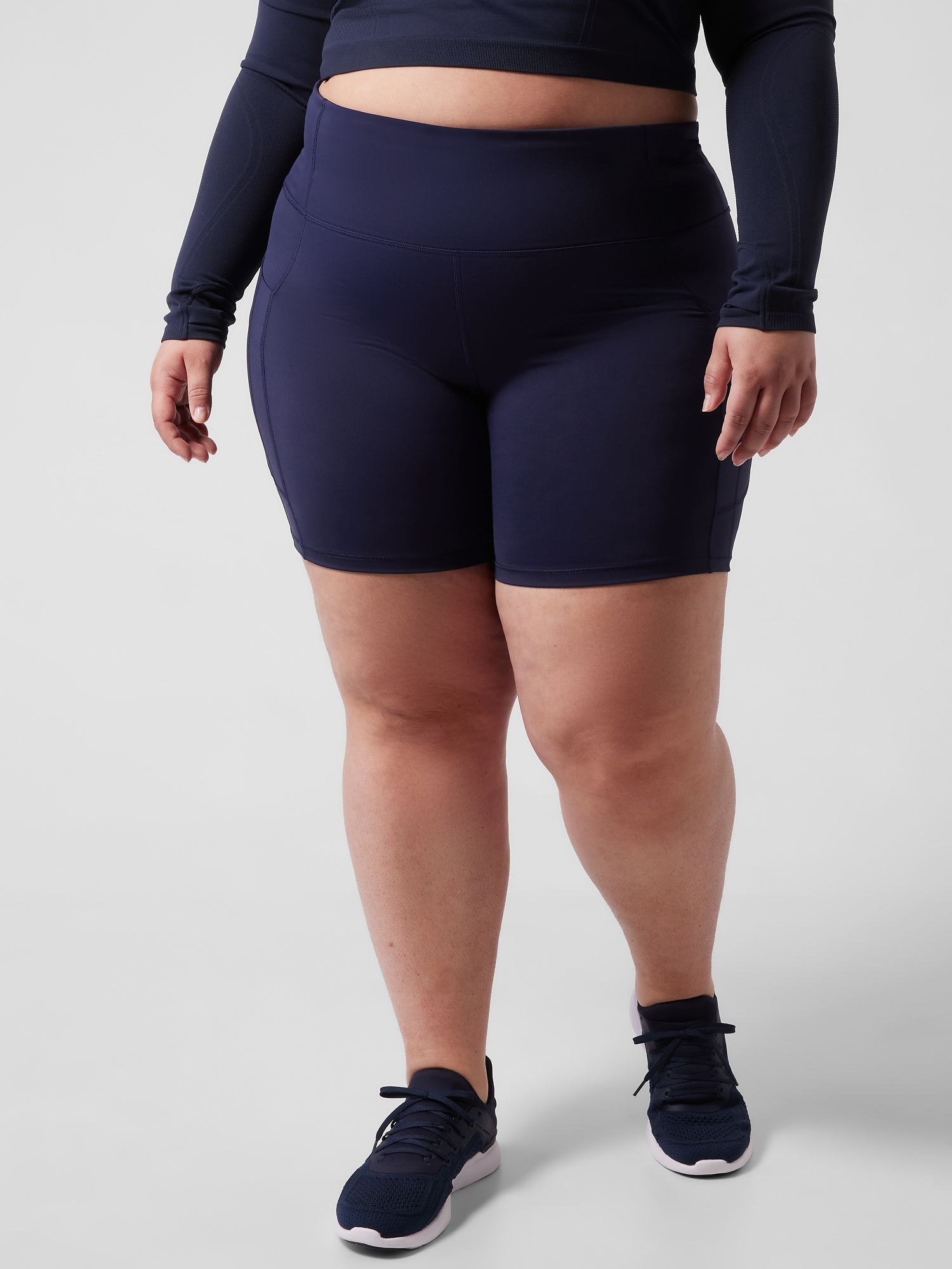 Ultimate Stash II 7 Short