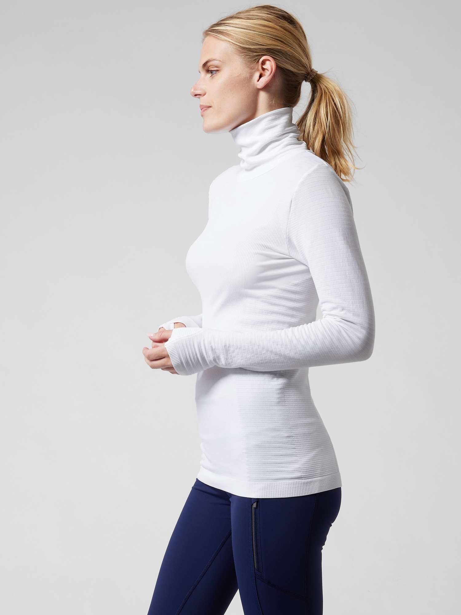 Flurry Blizzard Seamless Turtleneck