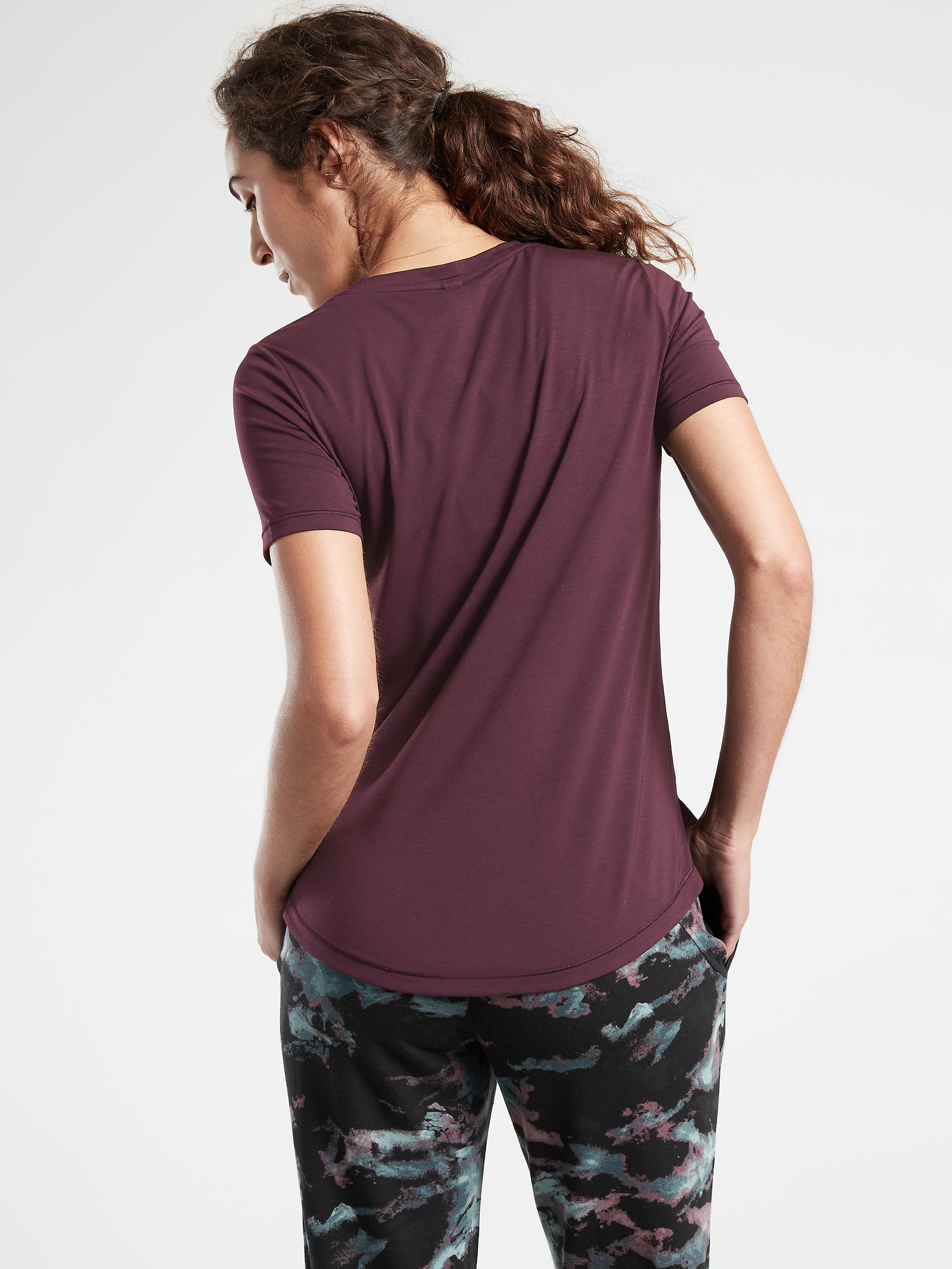 Essential V Tee