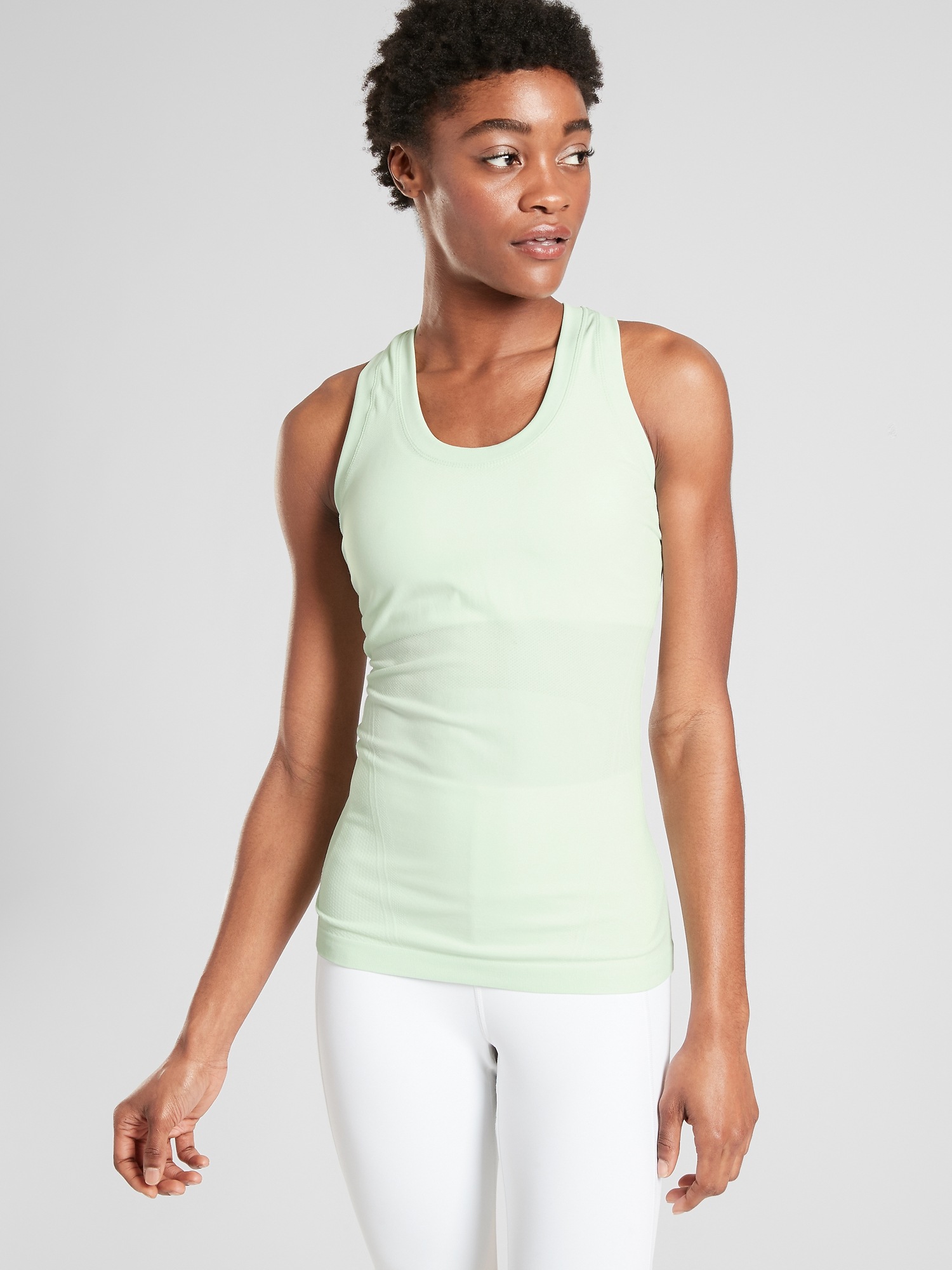 Momentum Seamless Tank