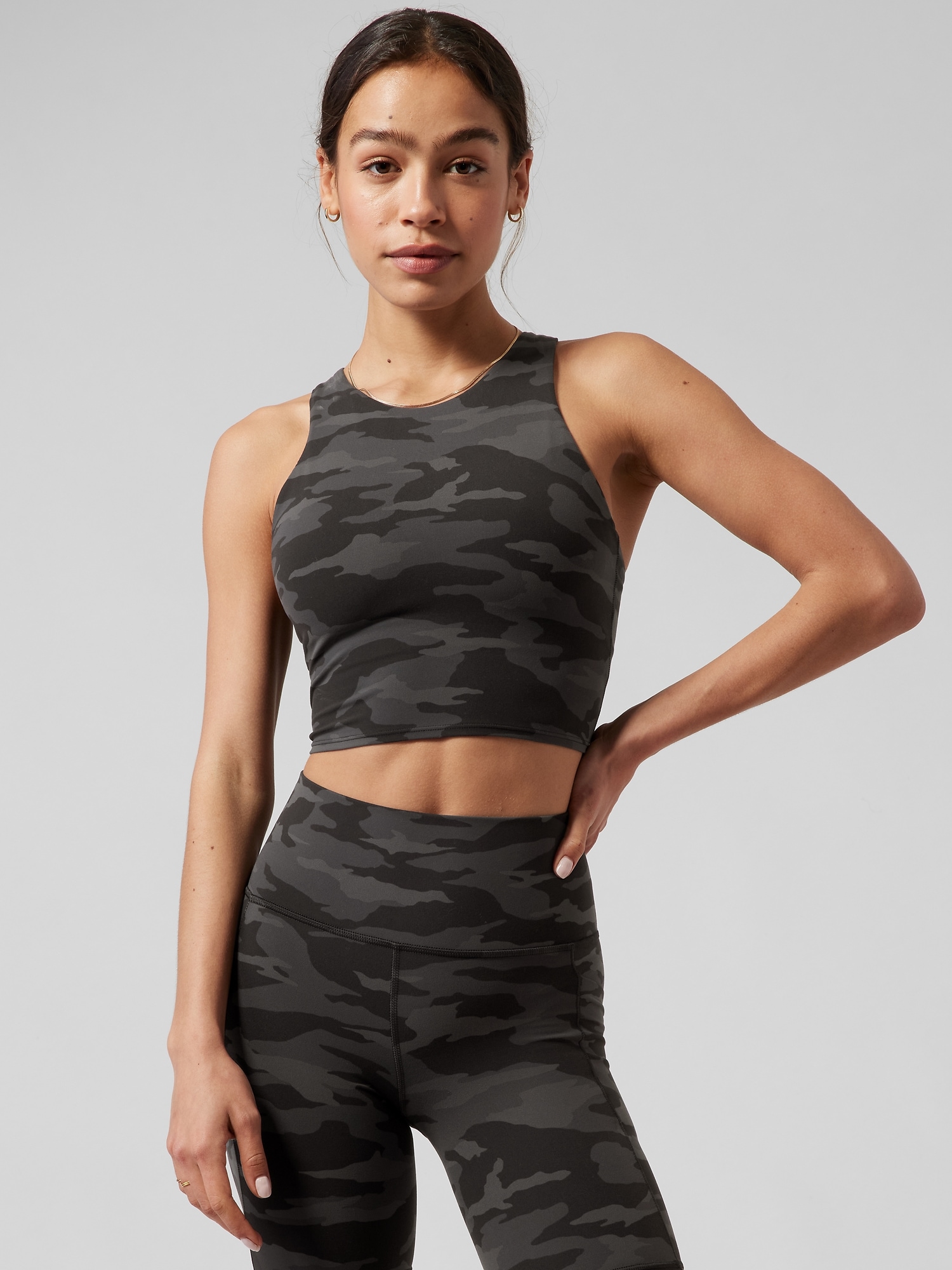 Conscious Crop D-DD+