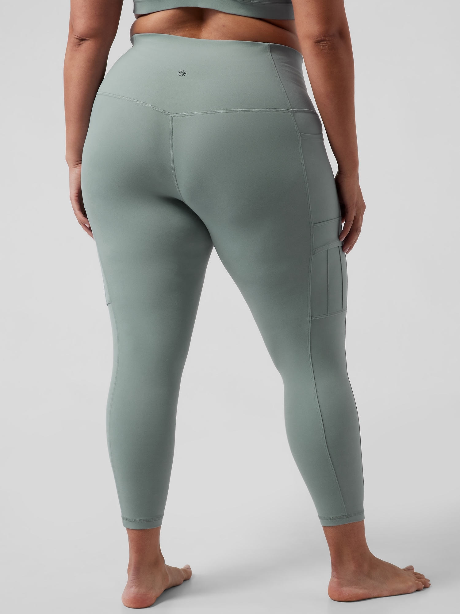 Salutation Cargo 7/8 Tight