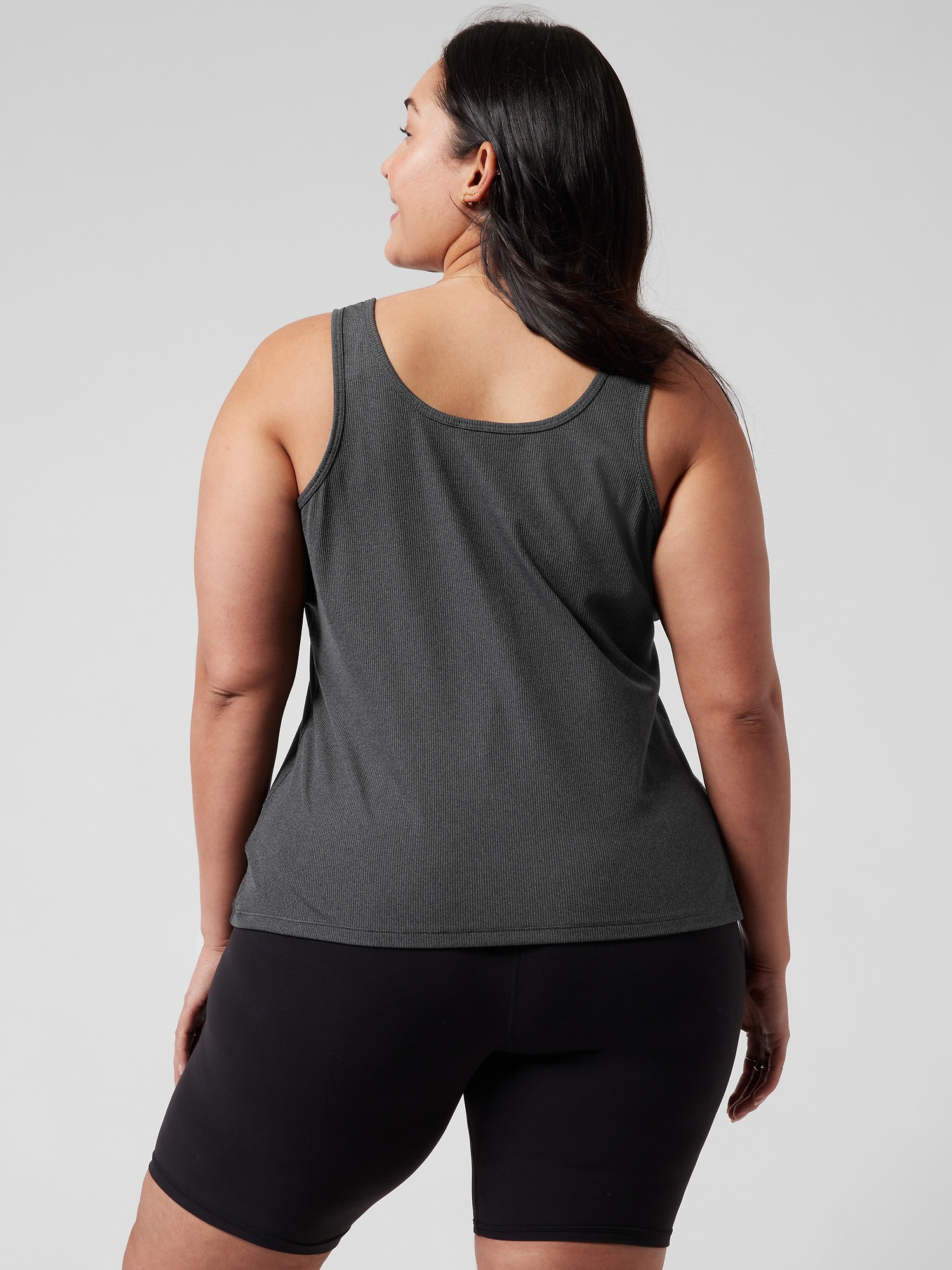 Hike Henley Tank