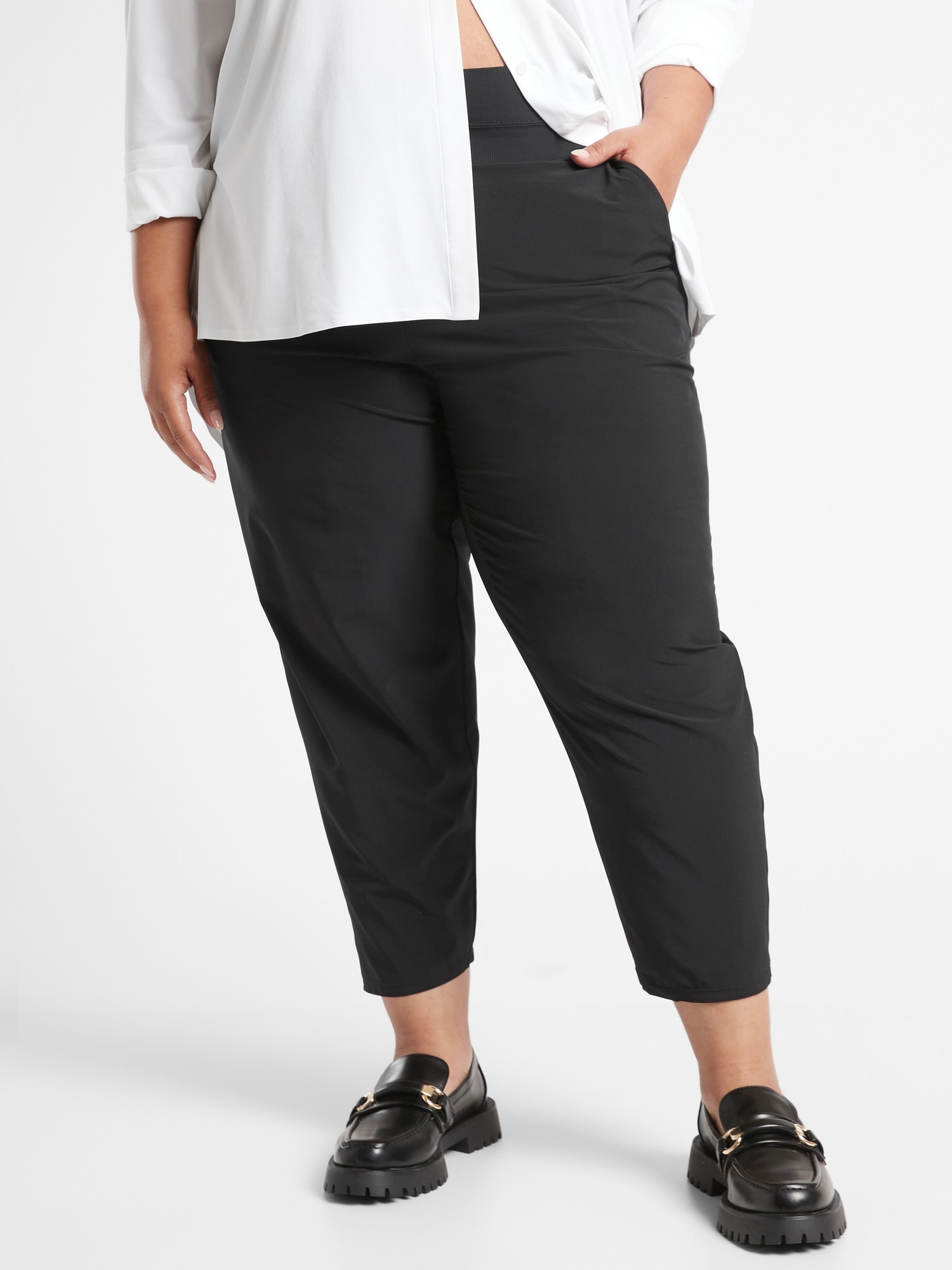 Nolita Slim Tapered Crop Pant
