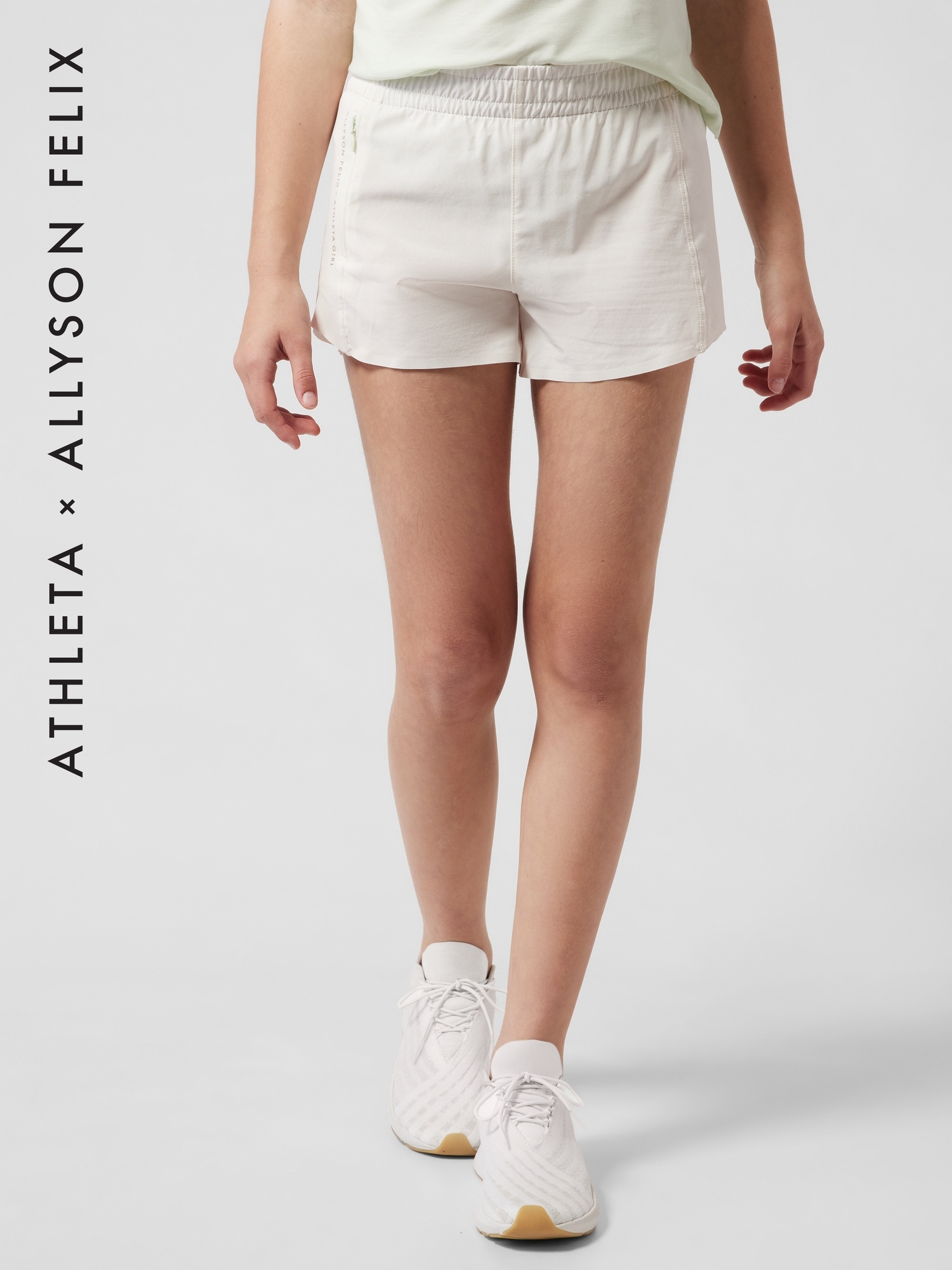 Athleta Girl Legend Heart the Hustle 2.5 Short