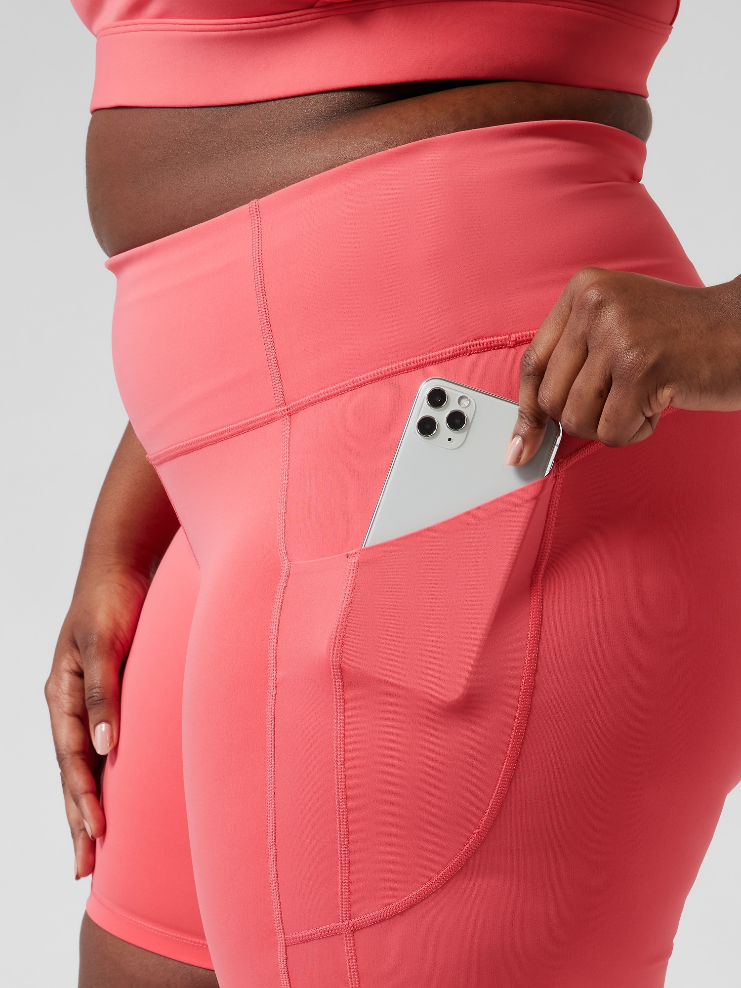 Ultimate Stash II 7 Short