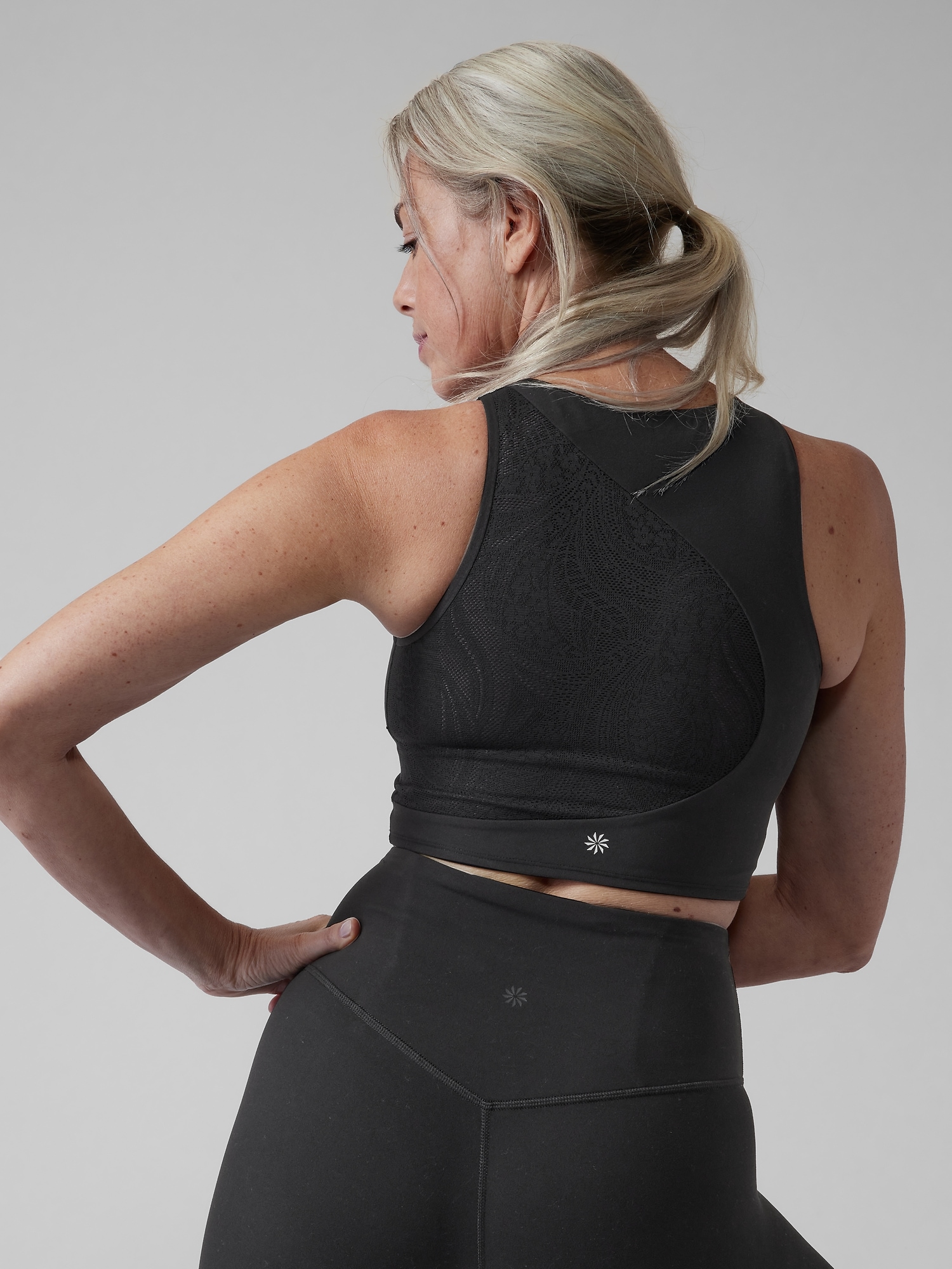 Conscious Lace Crop A