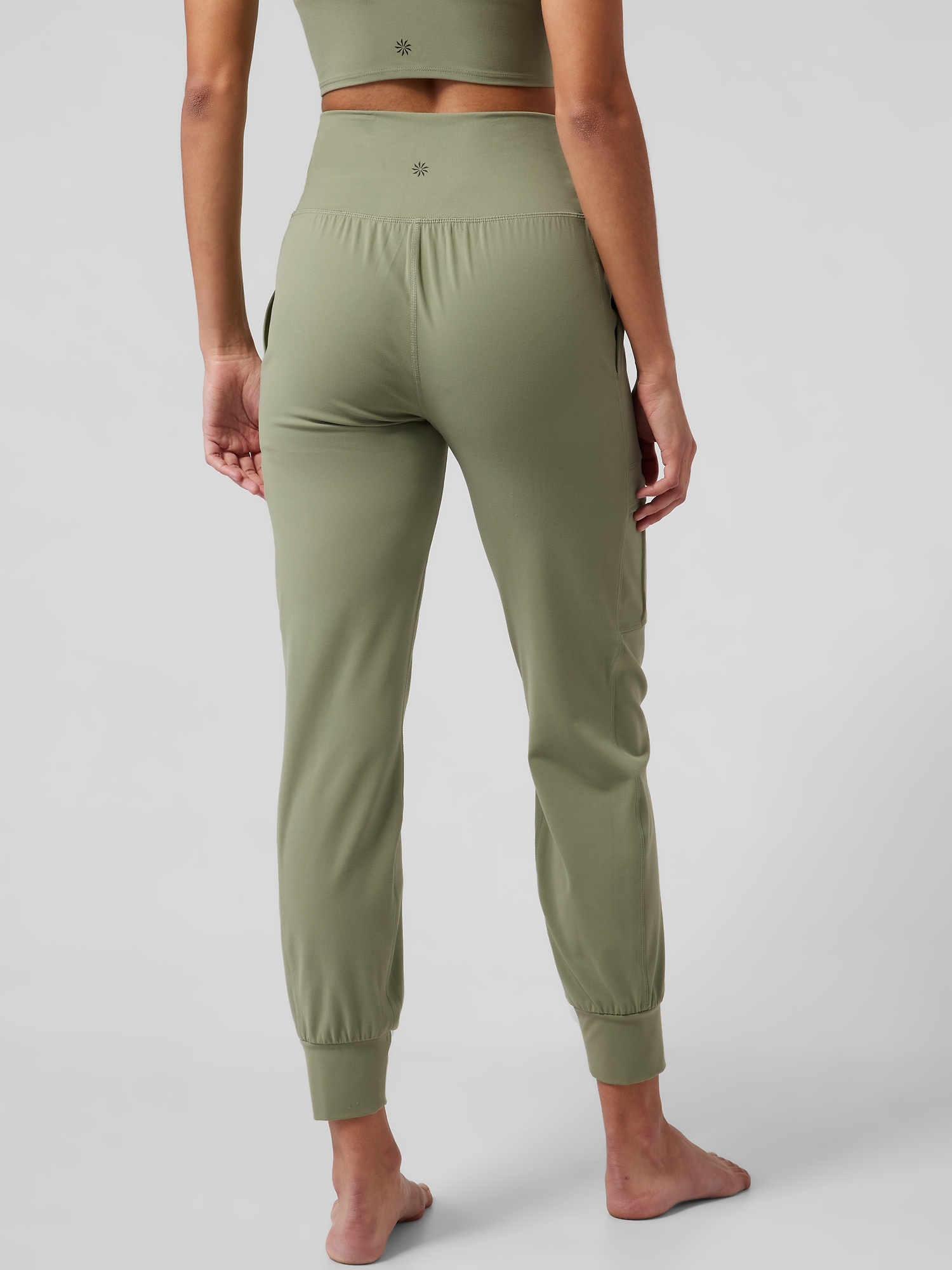 Salutation Cargo Jogger