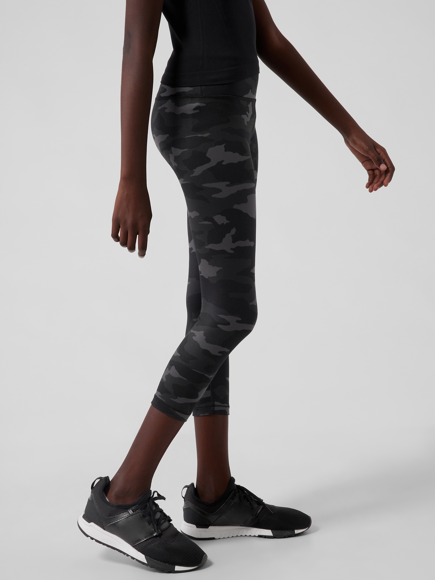 Athleta Girl High Rise Chit Chat Capri