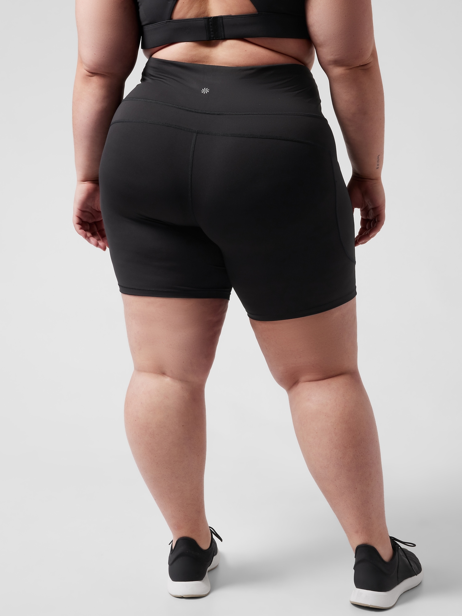 Ultimate Stash II 7 Short