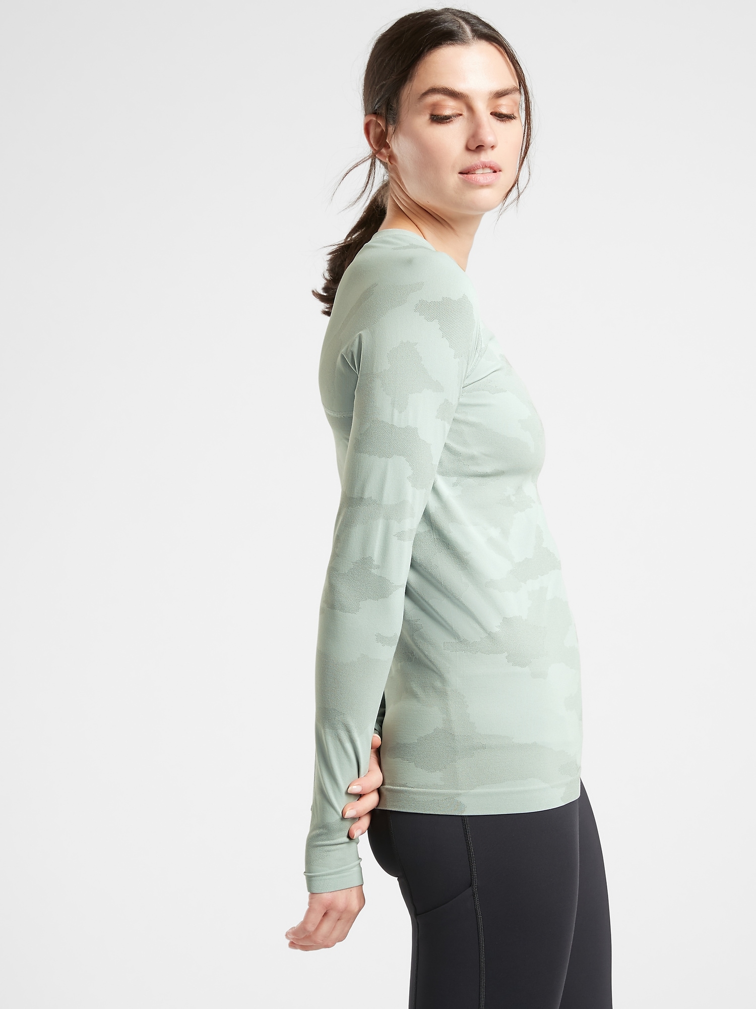 Momentum Seamless Camo Top