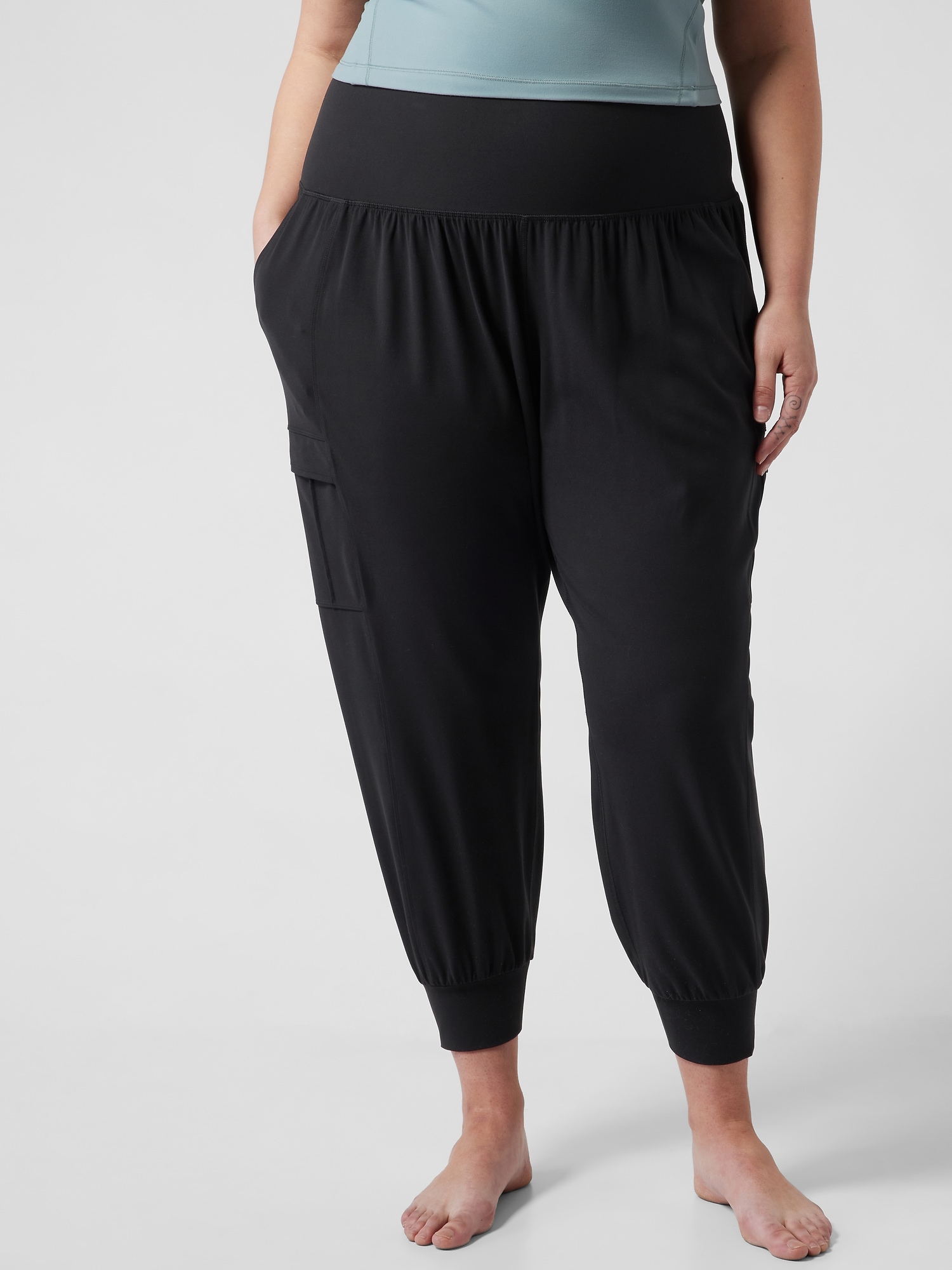 Salutation Cargo Jogger