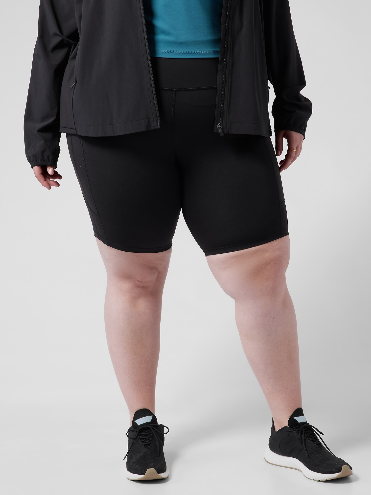 Ultimate Stash II 9 Short