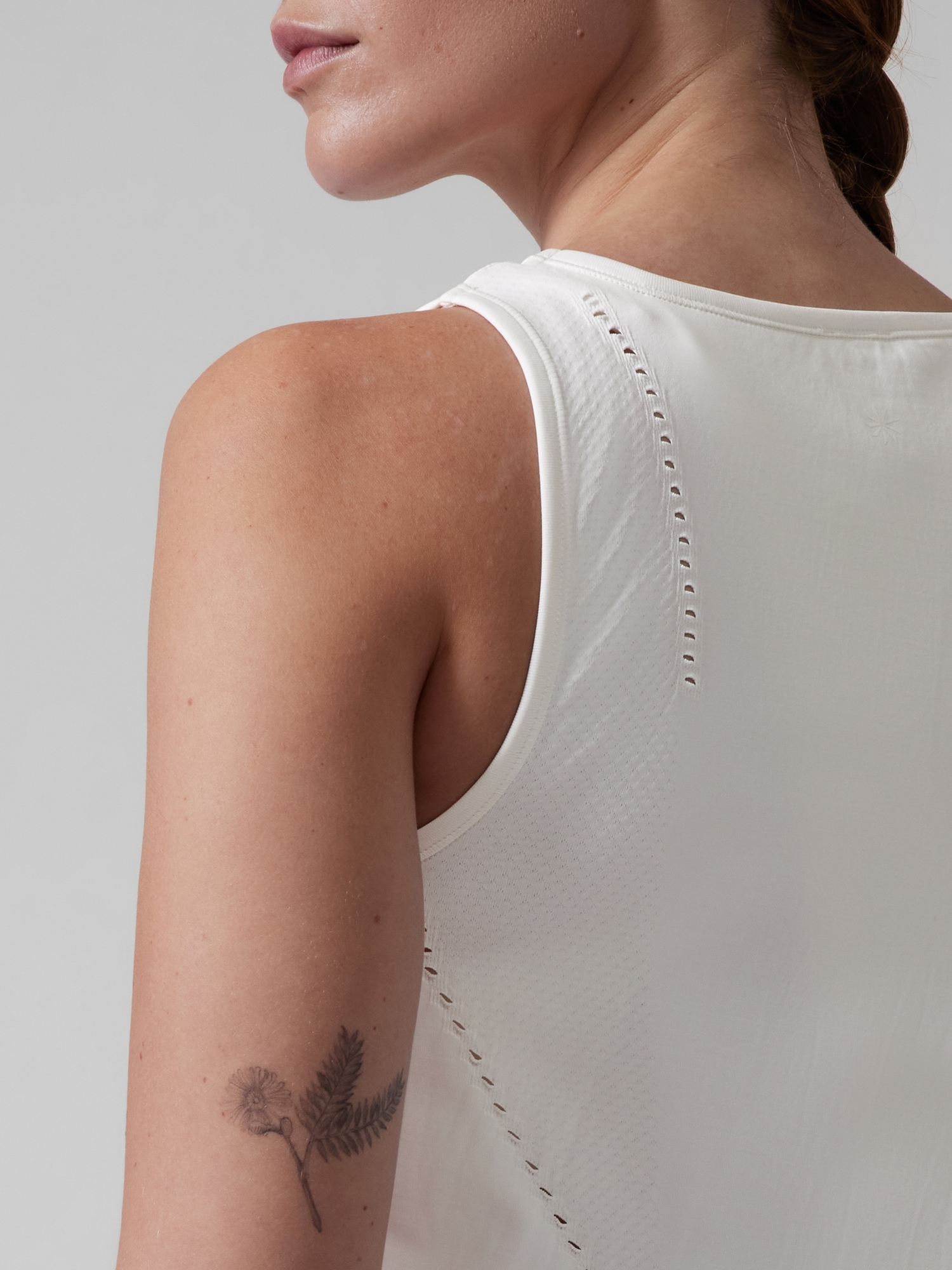 Foothill Seamless Tank