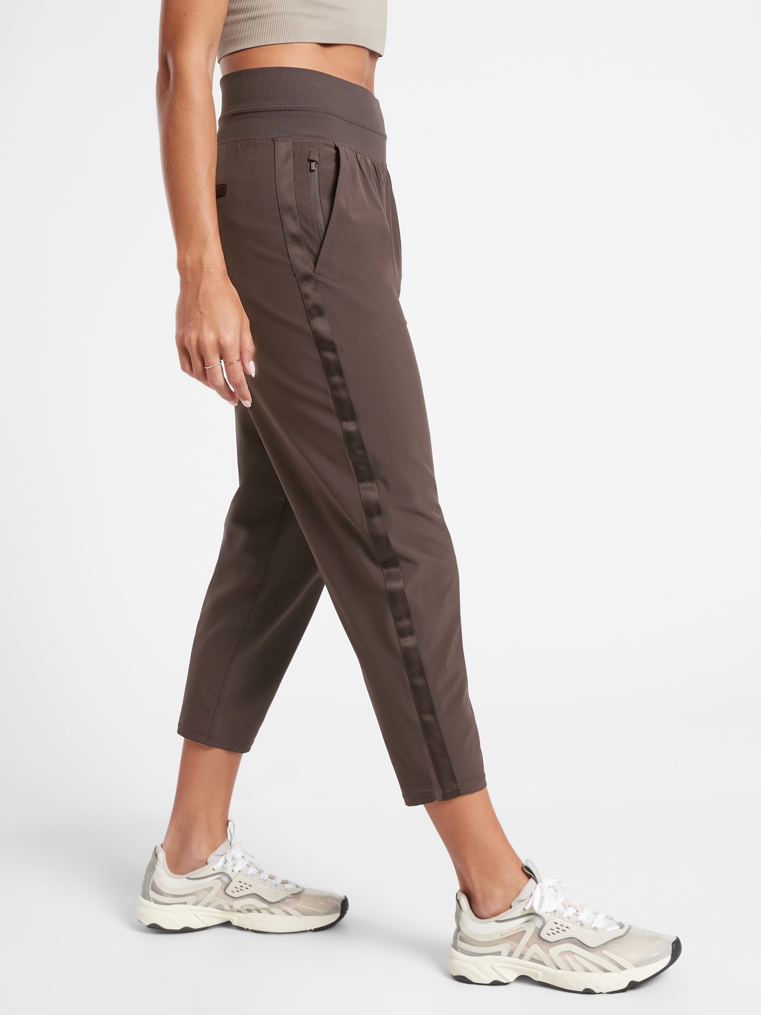 Nolita Slim Tapered Crop Pant