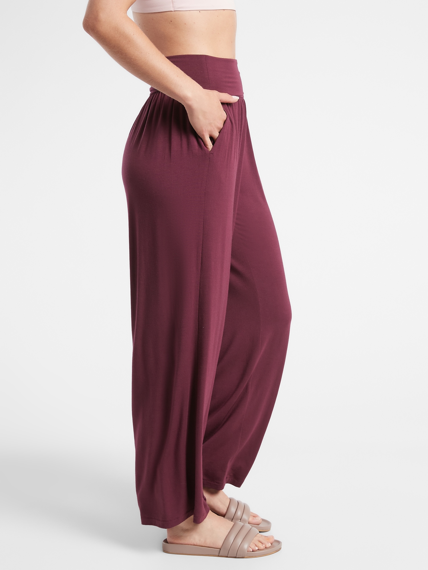 Studio Wide Leg Pant