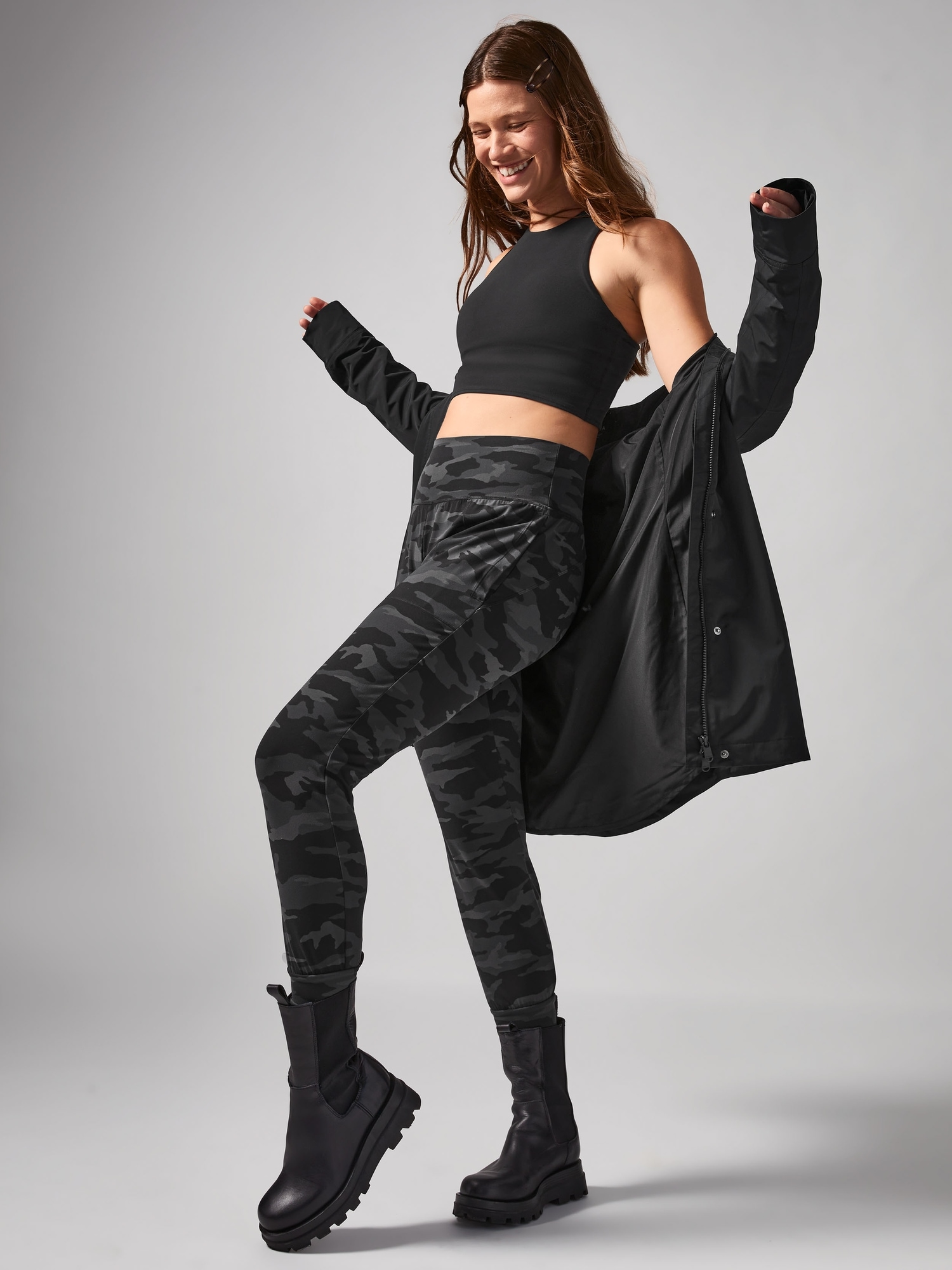 Salutation Jogger Camo