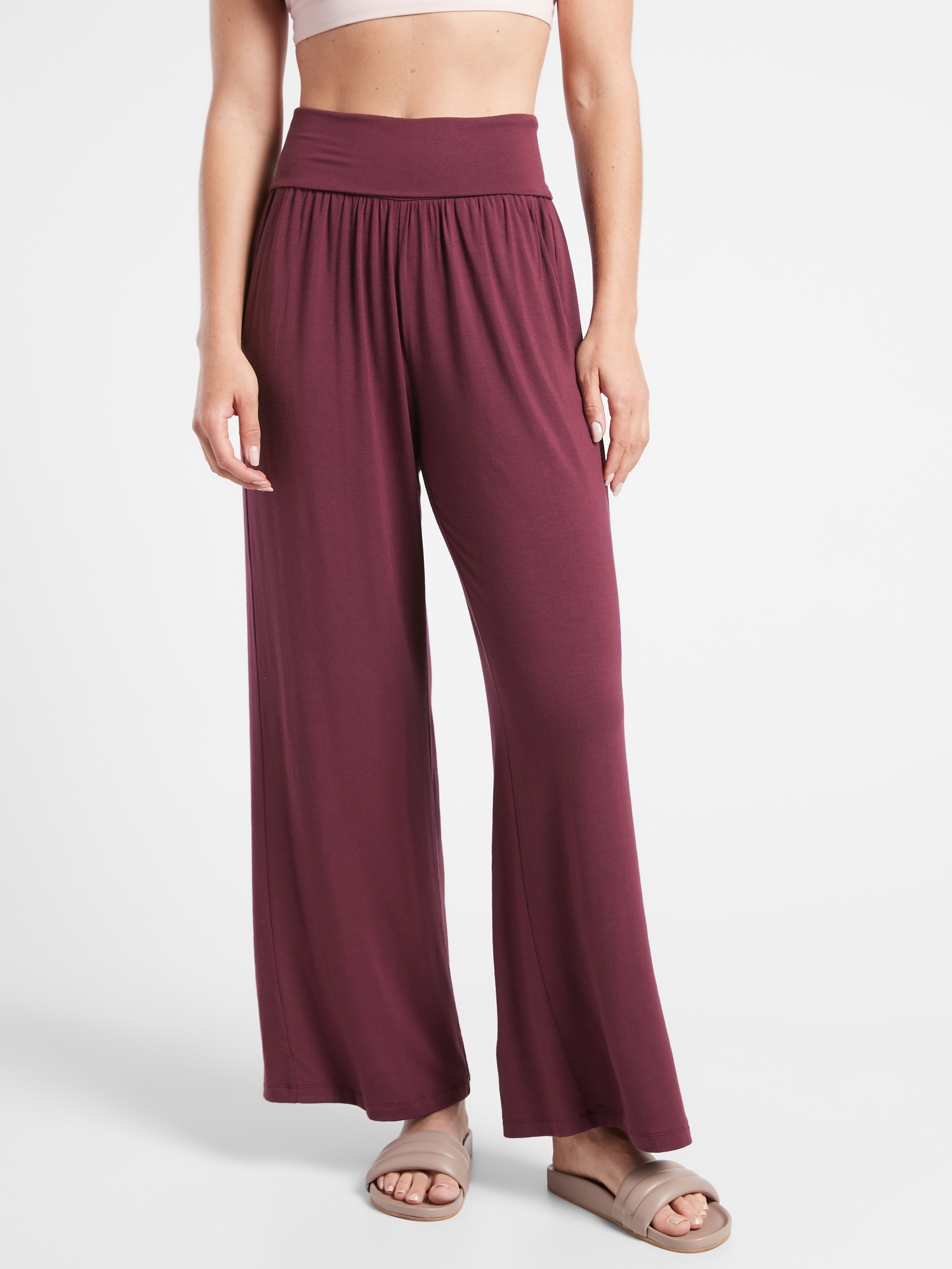 Studio Wide Leg Pant