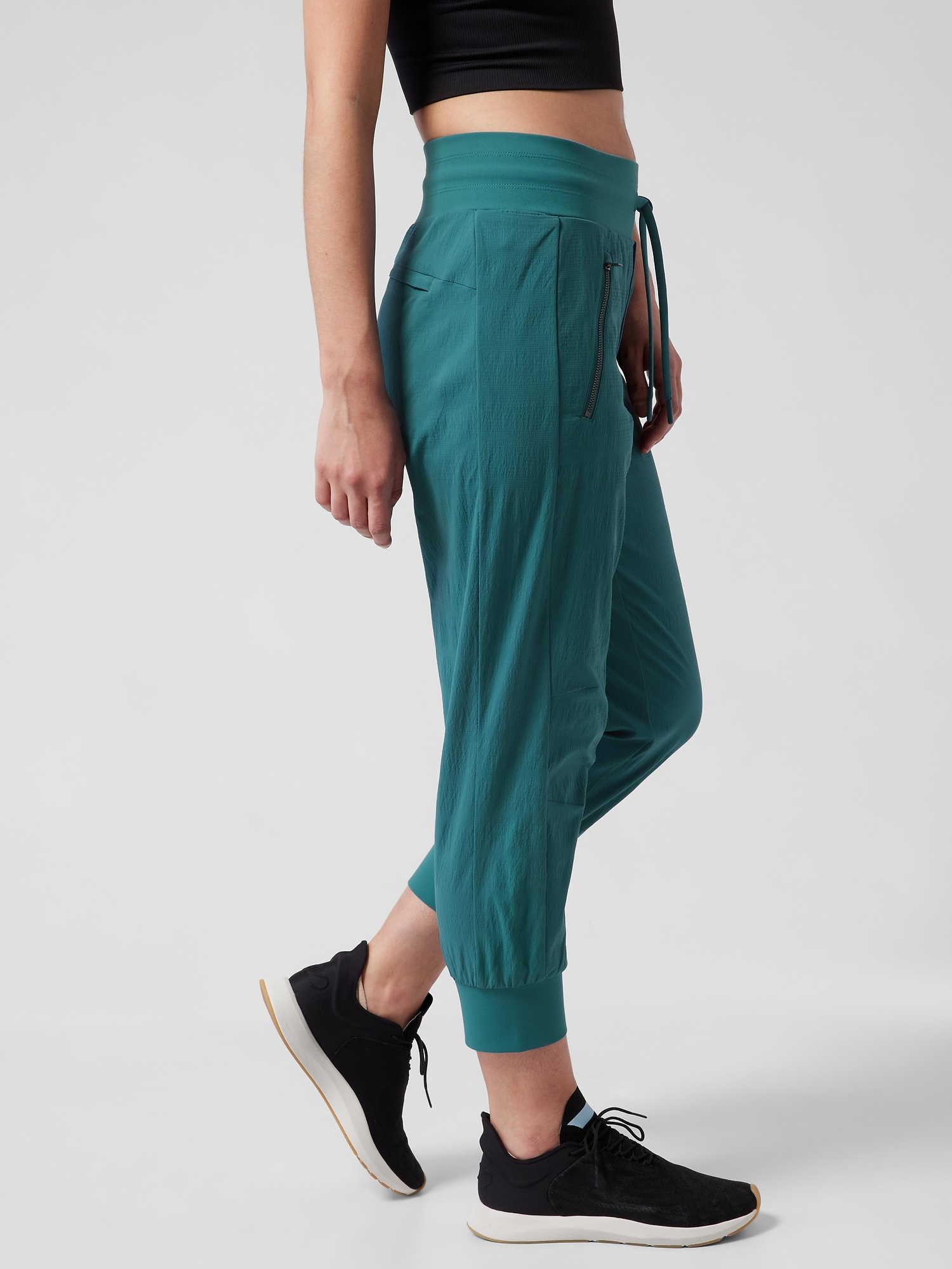 Trekkie North Crop 23 Jogger