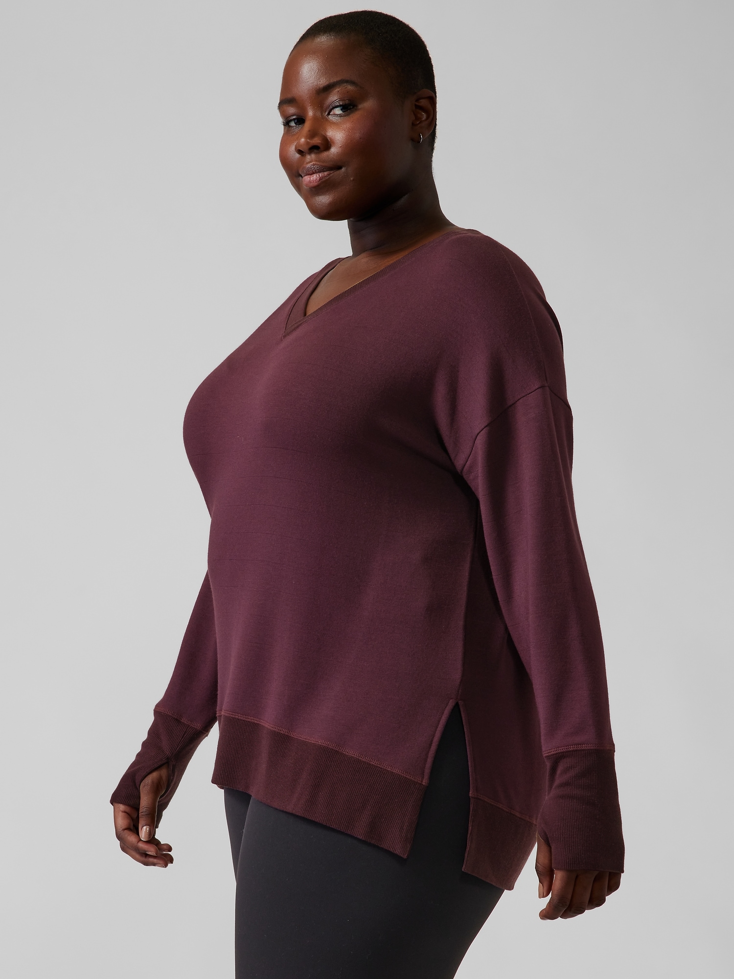 Coaster Luxe V Sweatshirt