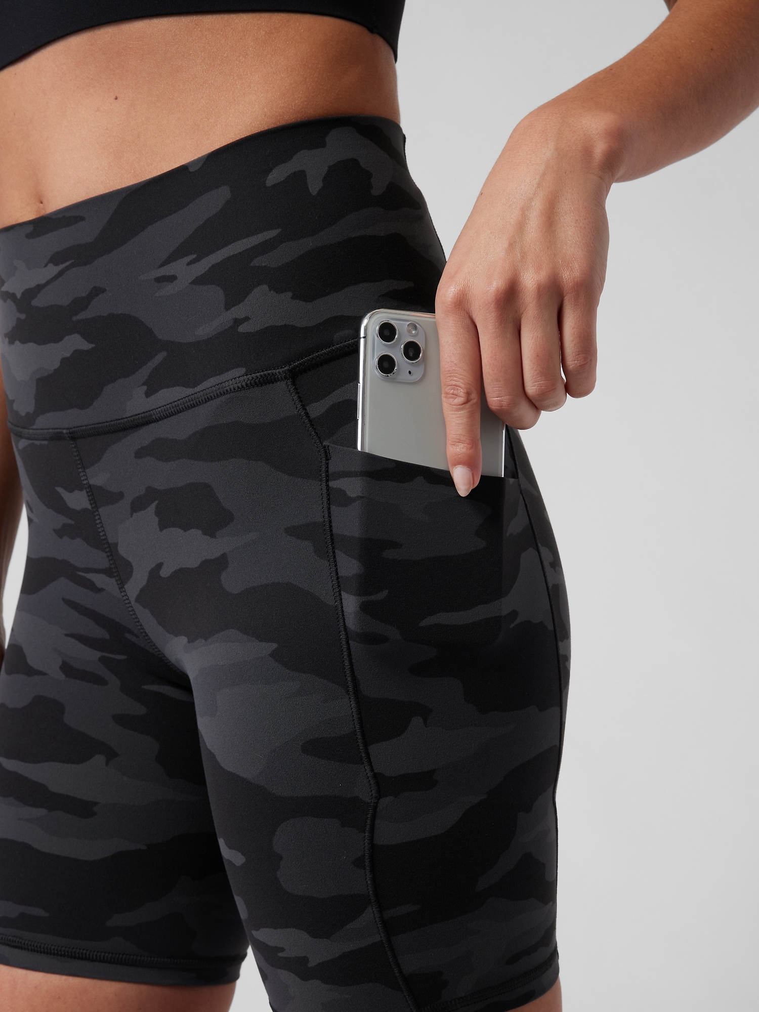 Salutation Stash Pocket II 7 Short