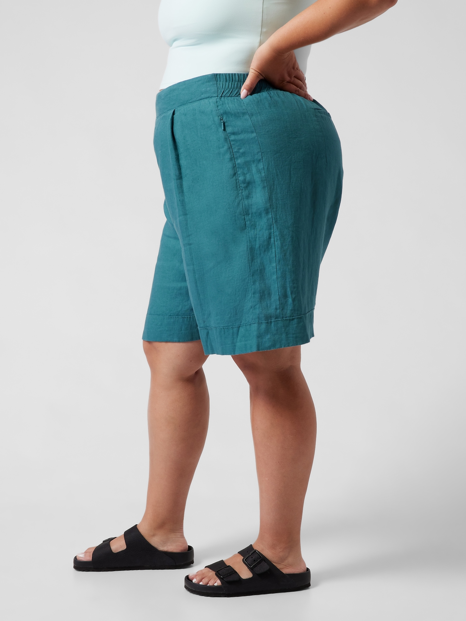 Playa Linen Bermuda Short